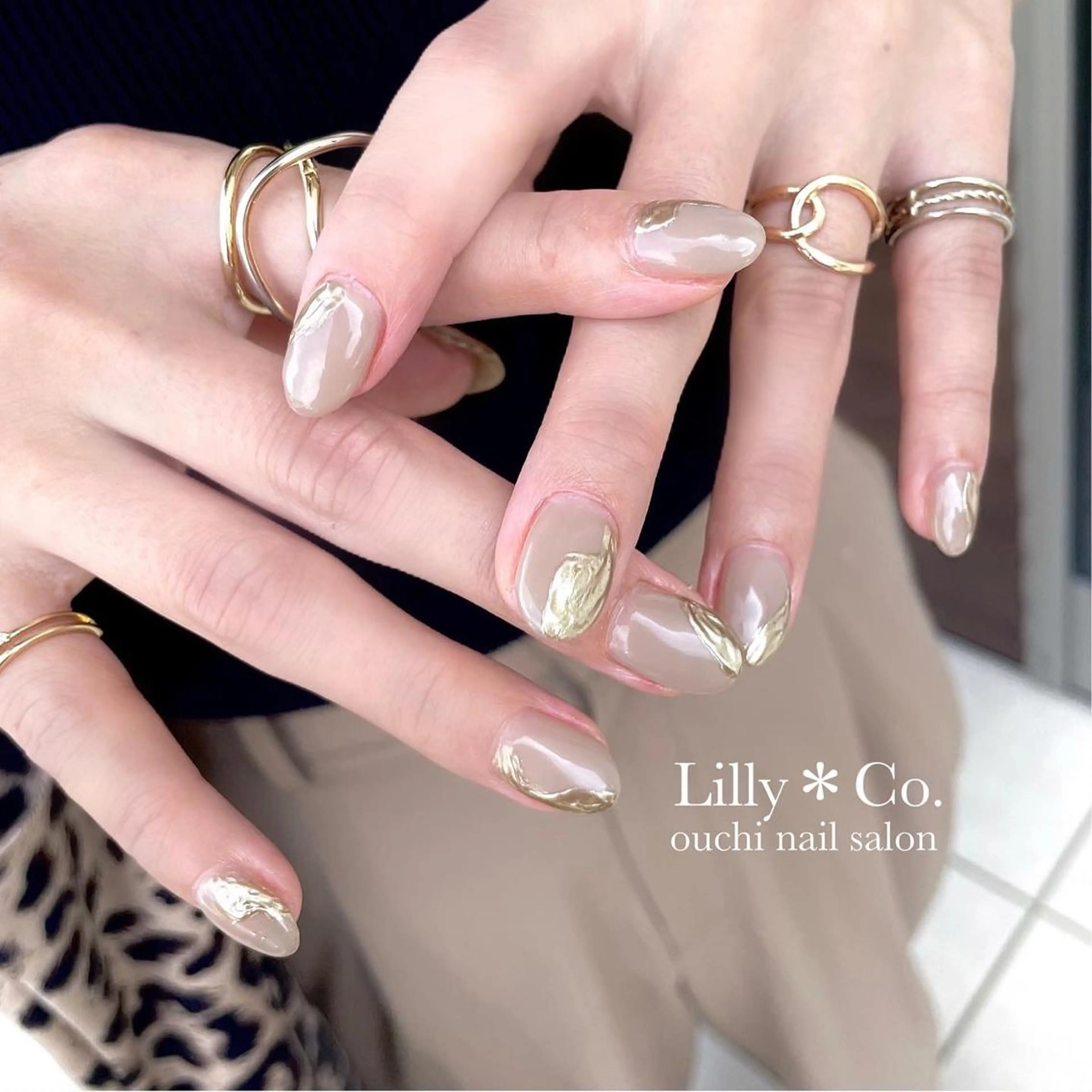 ネイル シンプルネイル ハンドネイル ハンドケア Lilly Co.のネイルデザイン