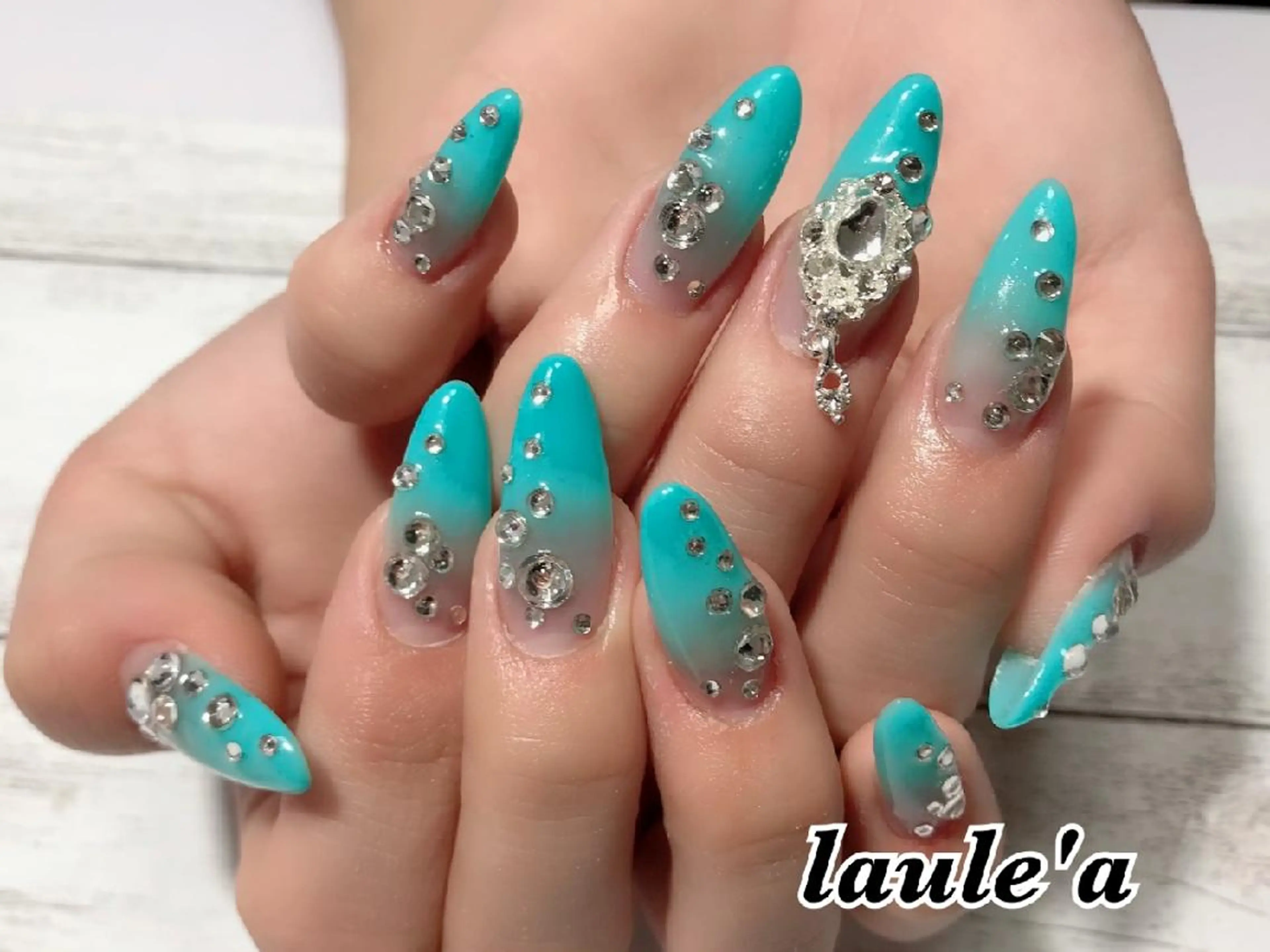 ネイル ハンドネイル Rグループ felizのネイルデザイン