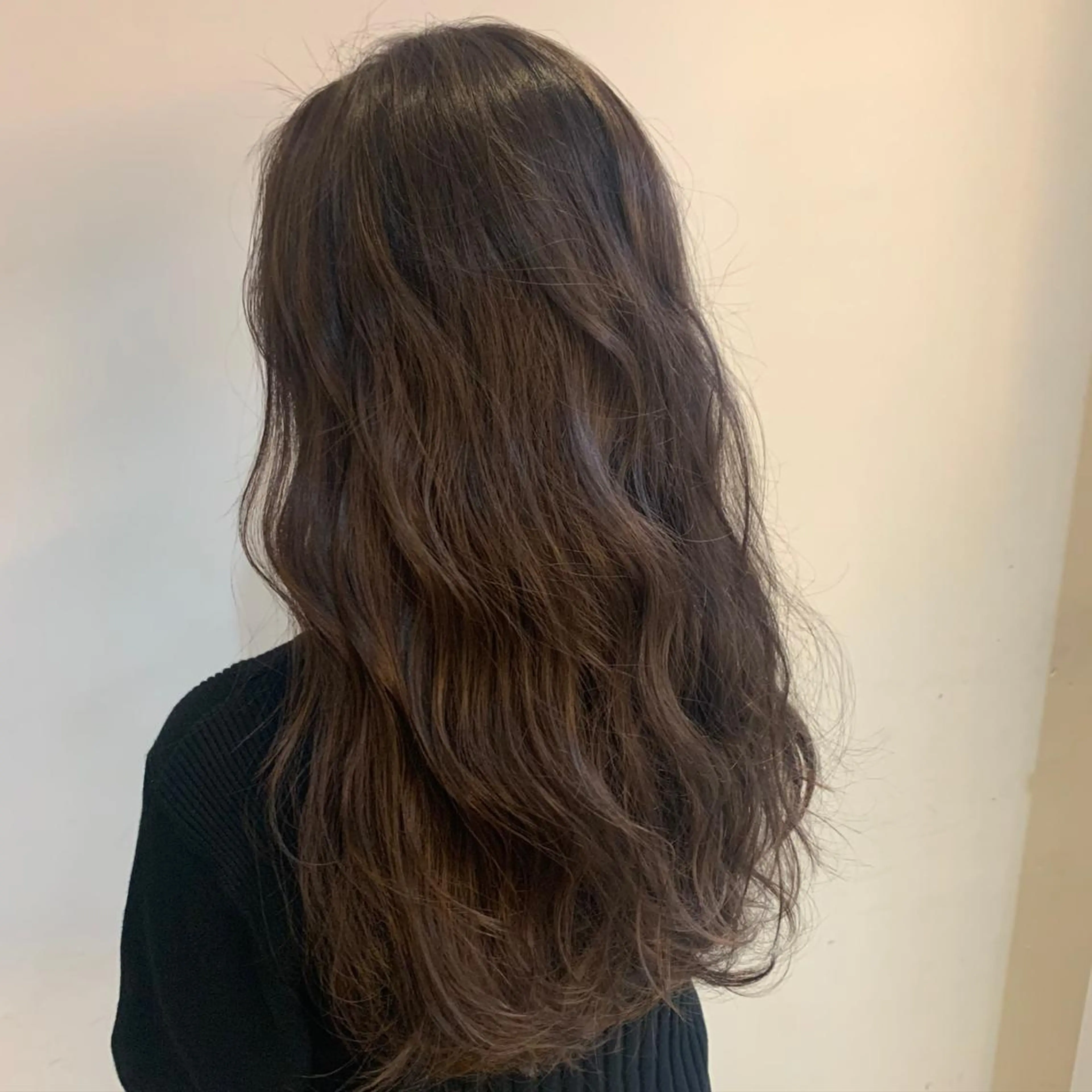 ロング SALOWIN    銀座RAY 2所属・yamashika honokaのヘアスタイル