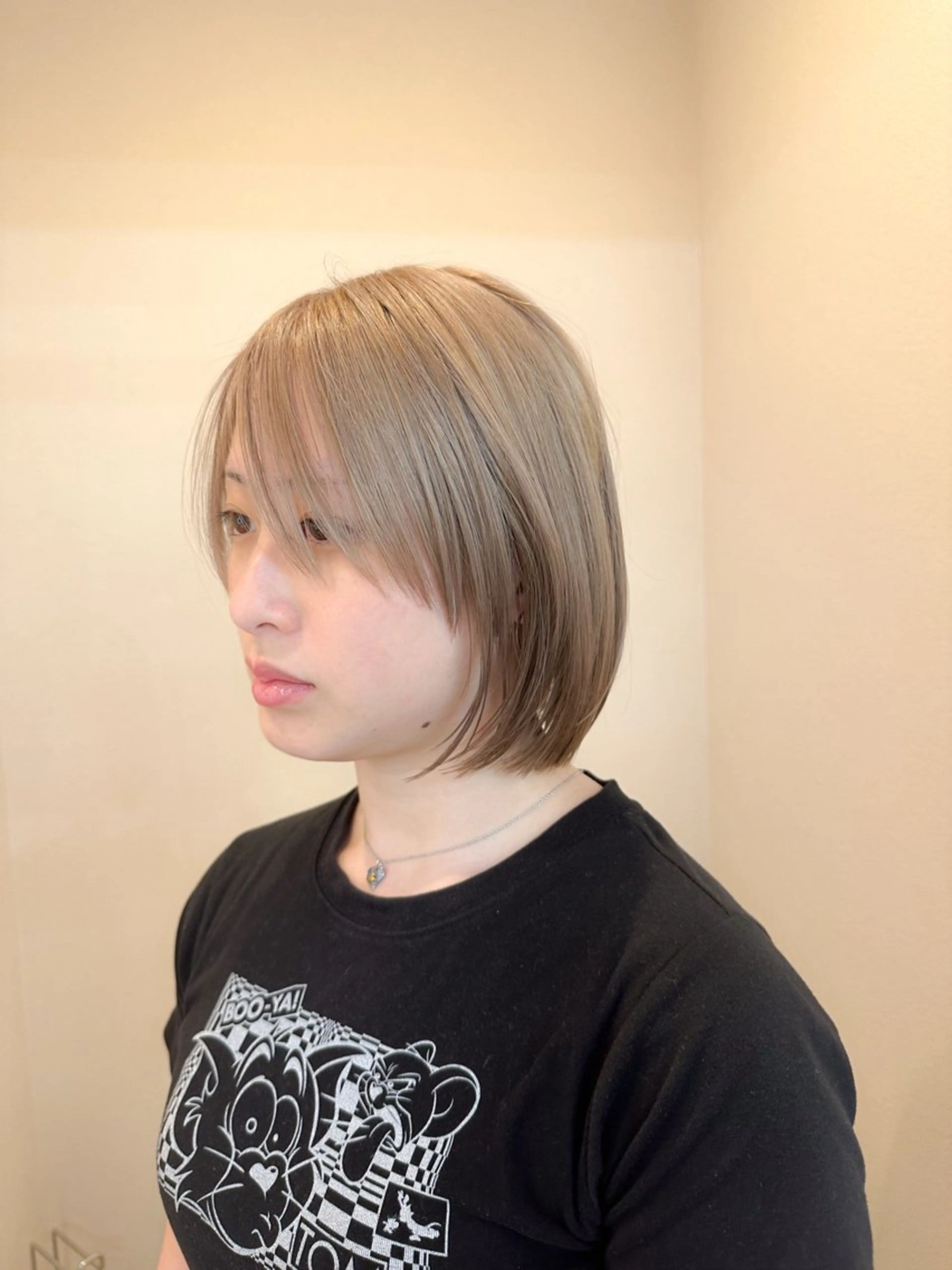 ショート カラー カット ヘアカラー トリートメント 艶髪ブリーチ 永井竜也のヘアスタイル