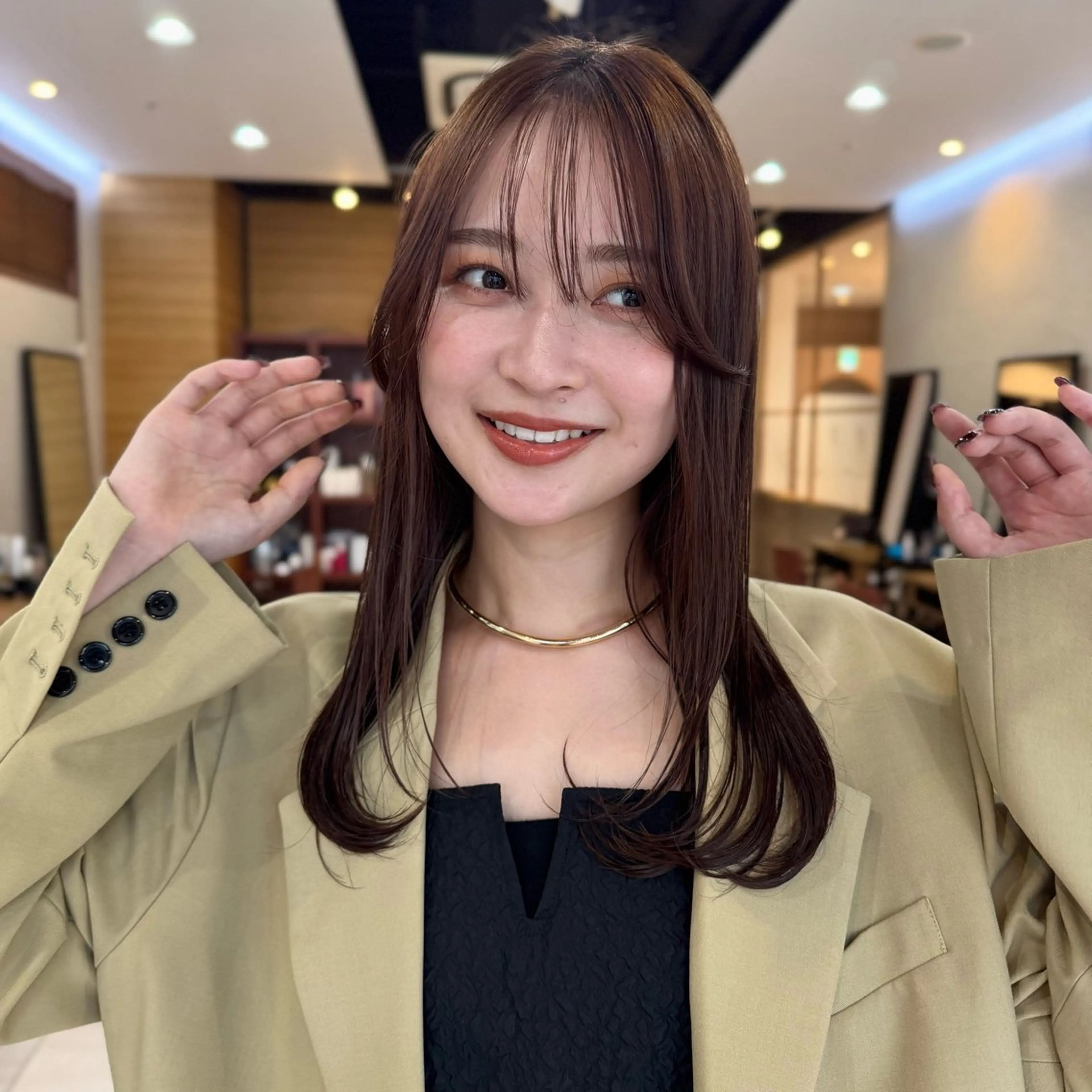 【🌟24日(月)限定🌟】🍭似合わせカット✂️➕艶カラー🎨➕集中ケアトリートメント✨🍭の写真