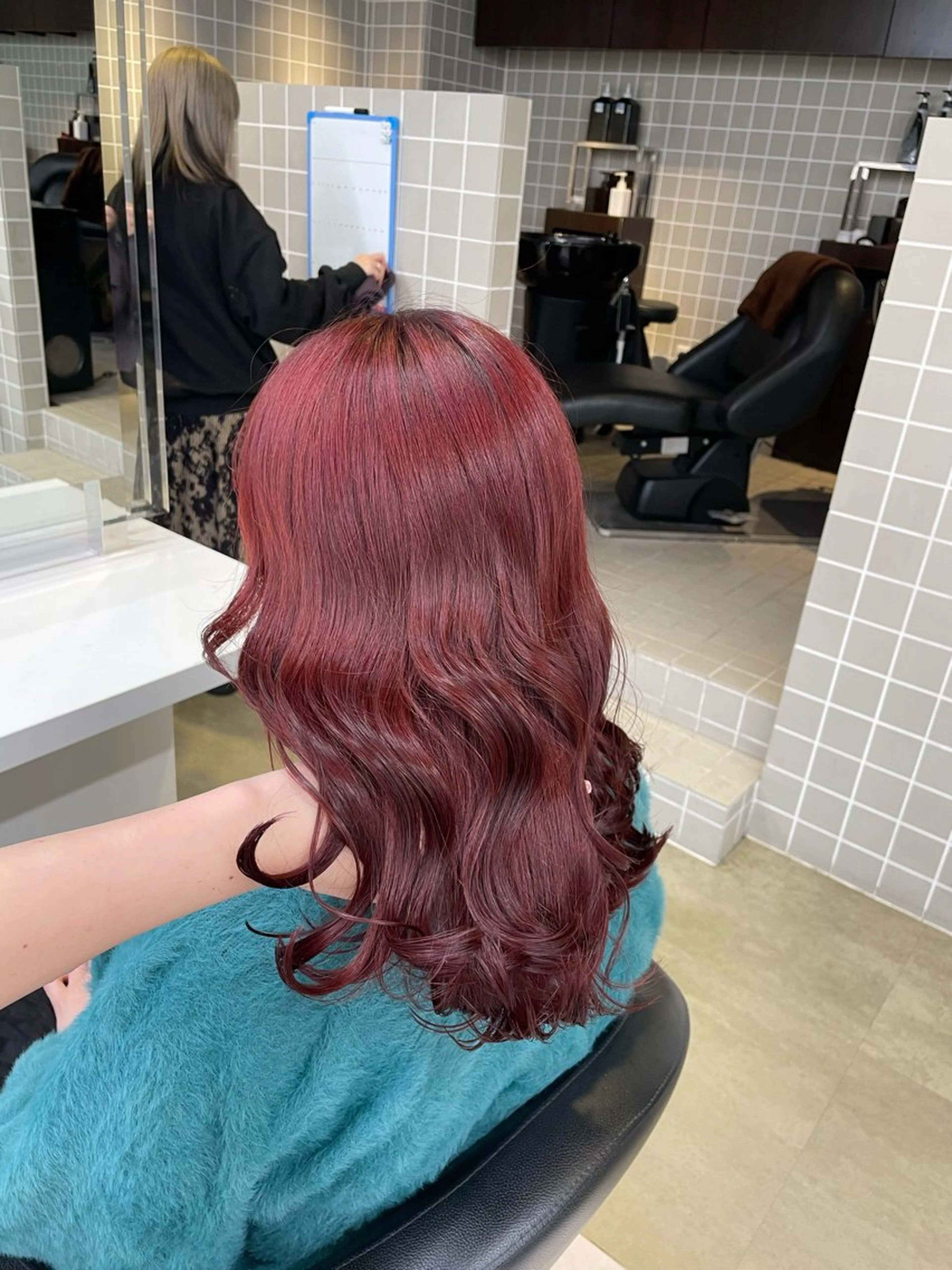 セミロング カラー ヘアアレンジ ヘアカラー トリートメント ヘッドスパ 💗暖色特化ピンク/ 赤髪💗HARUNAのヘアスタイル