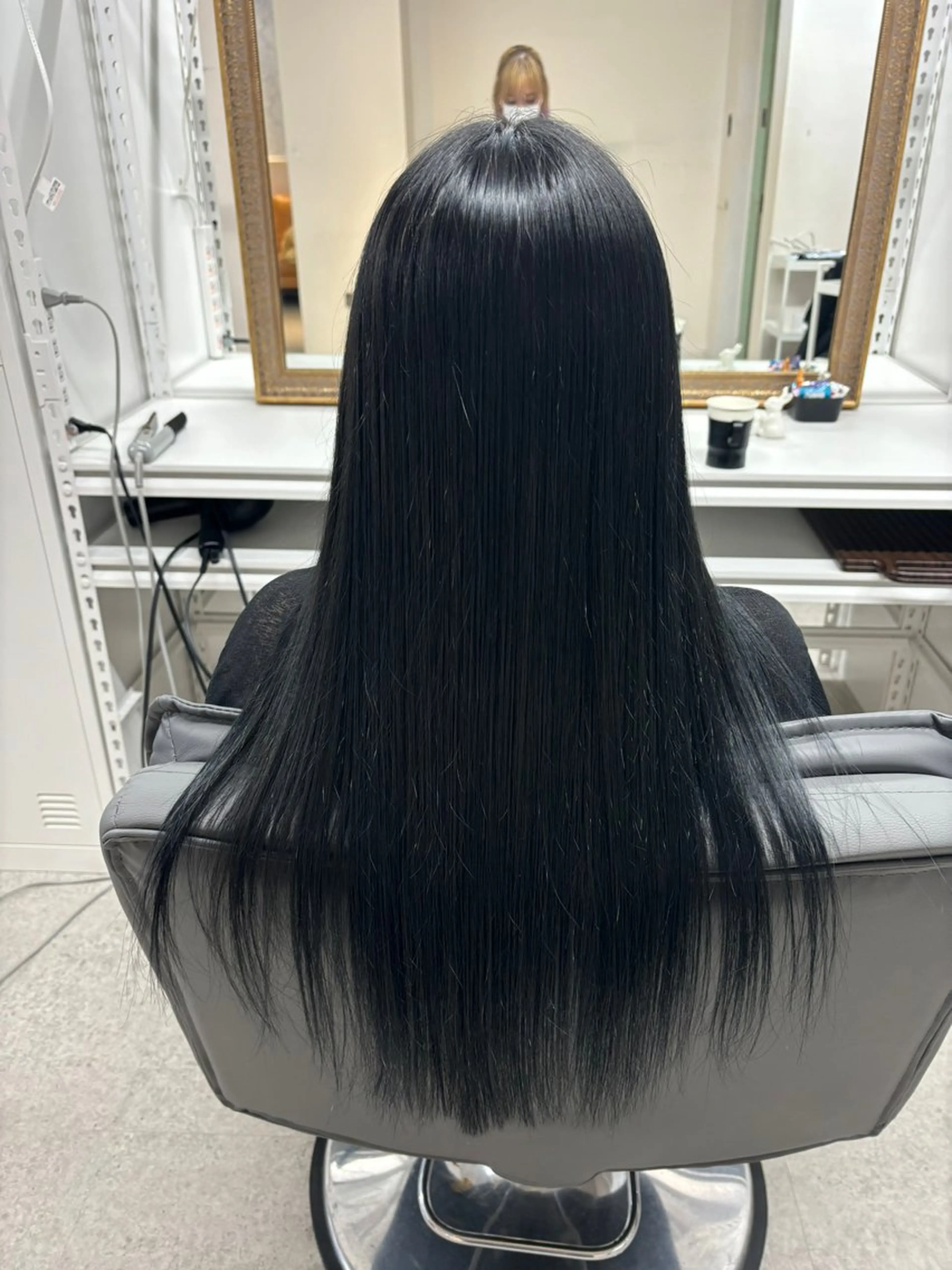 ロング カラー カット ヘアカラー 縮毛矯正 トリートメント 腰越 麻奈のヘアスタイル