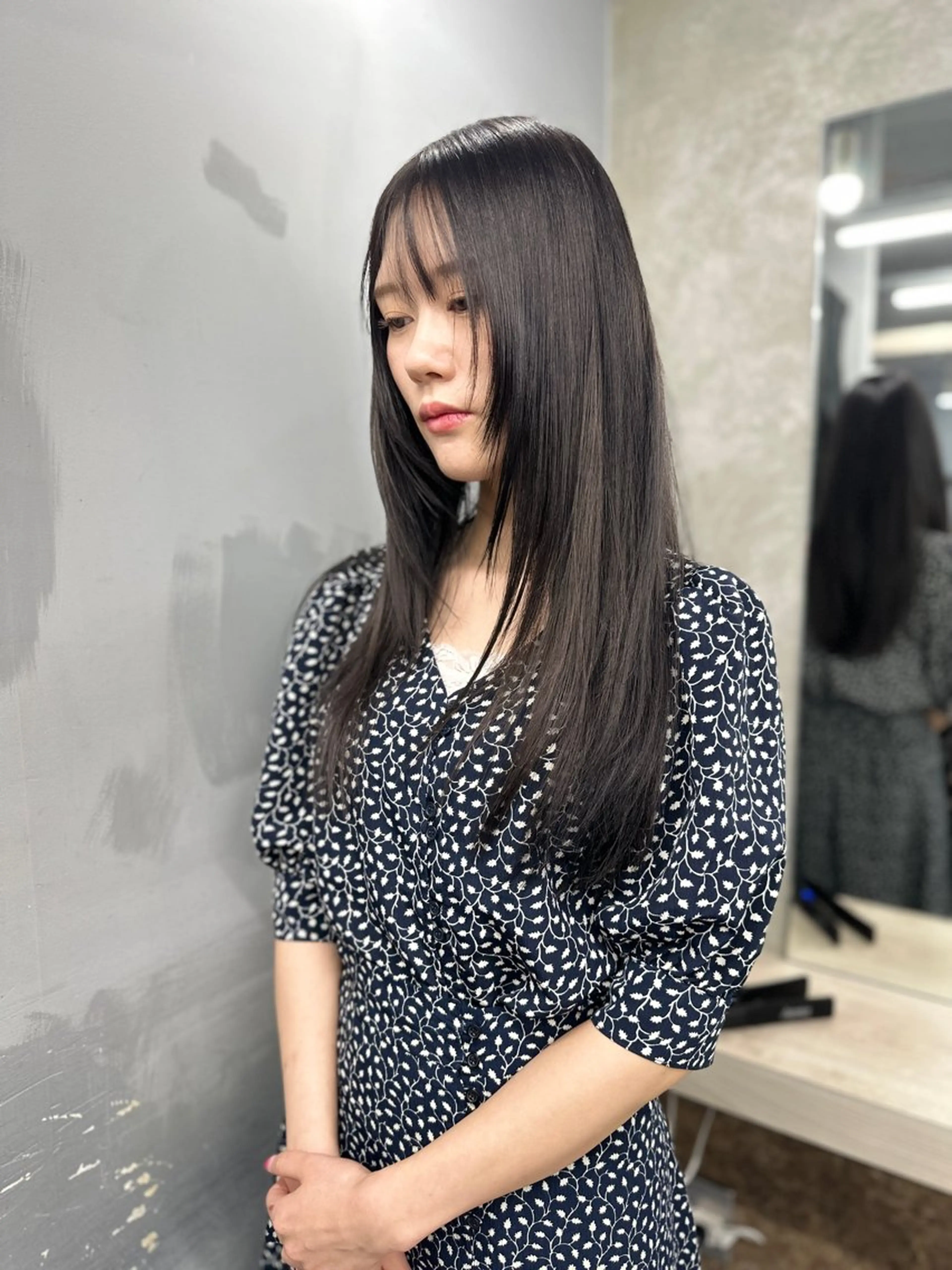 ロング カラー アディクシーカラー バレイヤージュ ブリーチ デザインカラー ダブルカラー カット ヘアカラー トリートメント 色気レイヤーカット 大和健生のヘアスタイル