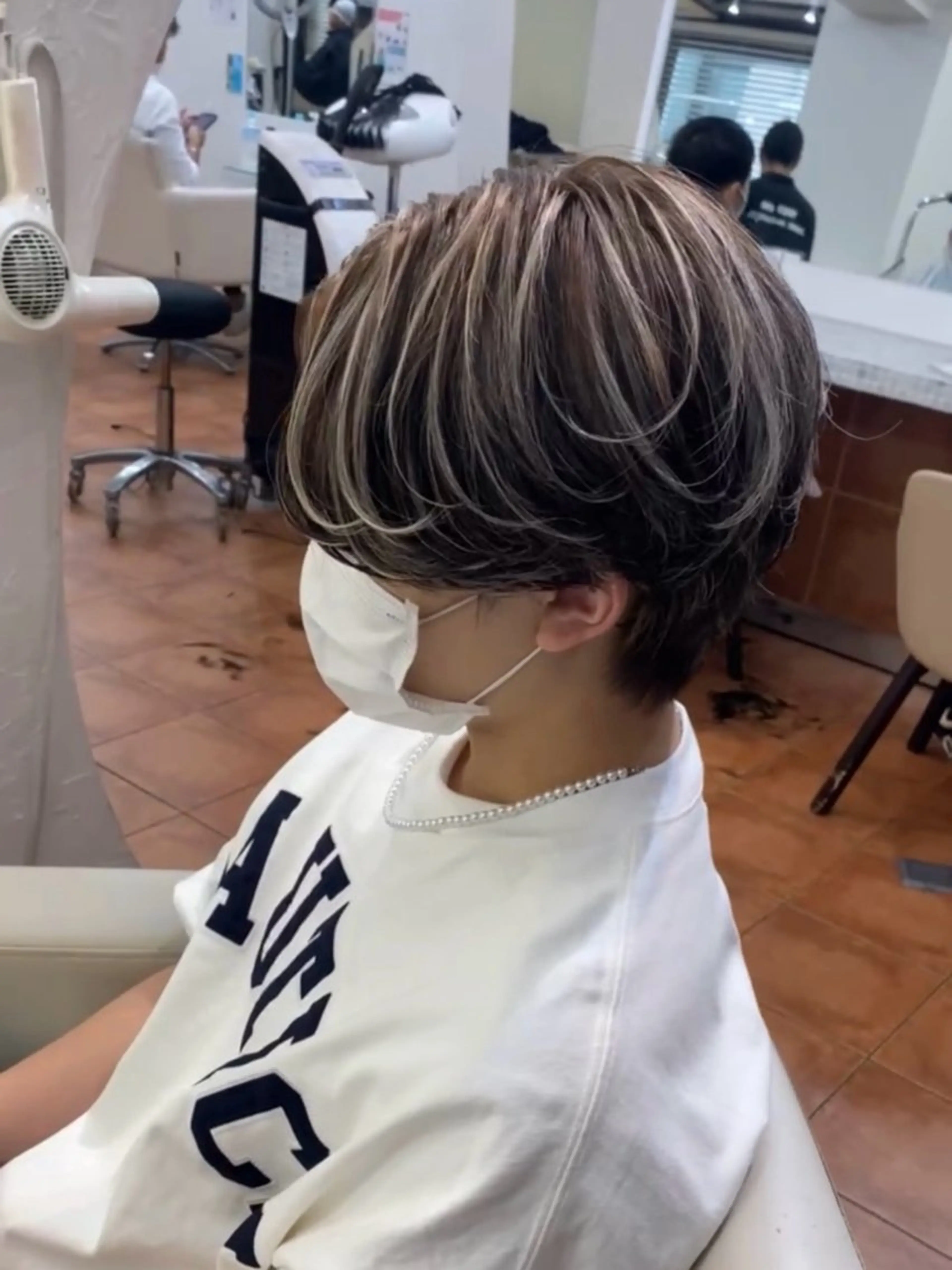 カラー メンズ 𝐚𝐨𝐢 メンズ ‪‪/メッシュのヘアスタイル