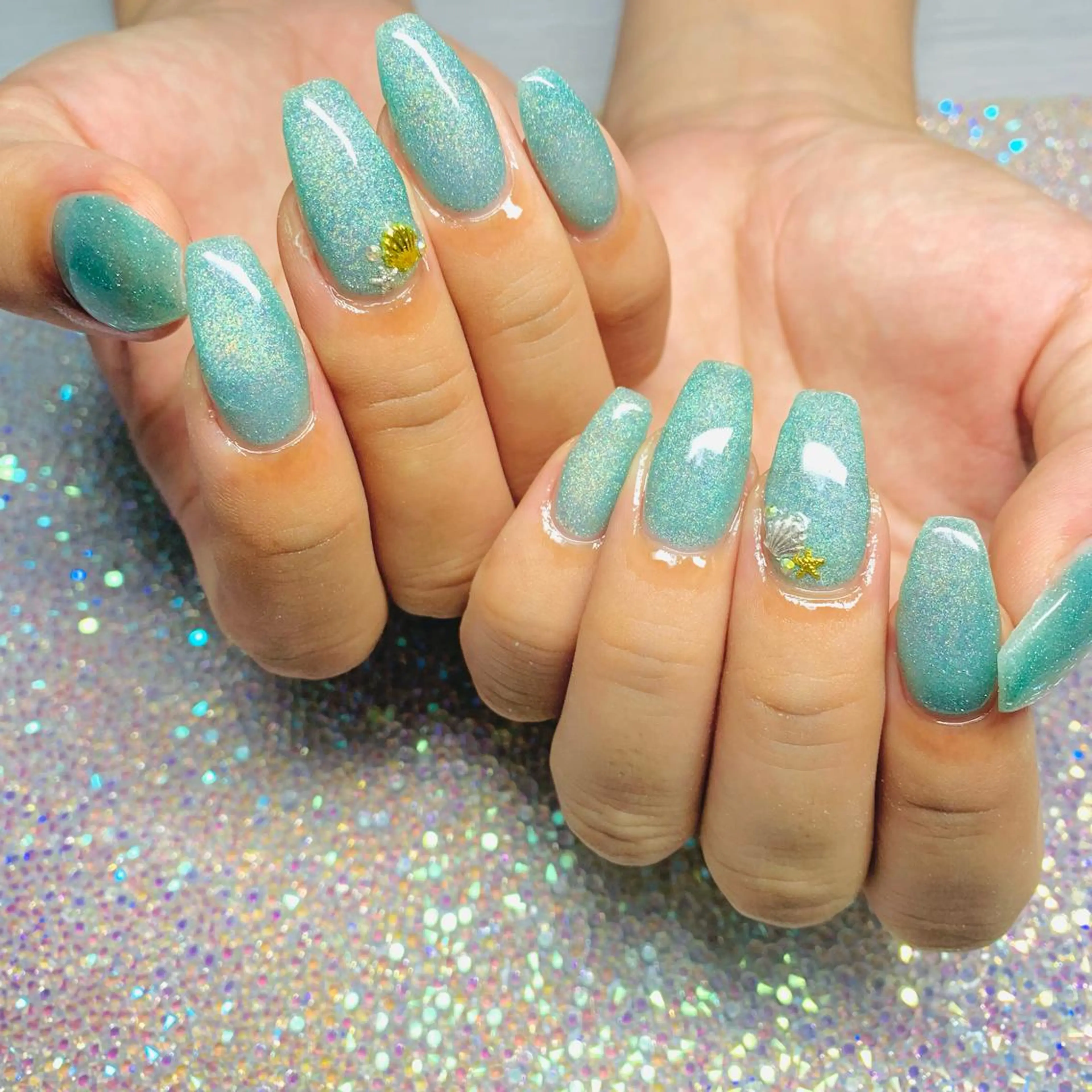 ネイル ジェルネイル マグネットネイル パラジェル Nailsalon Spina 琴美のネイルデザイン
