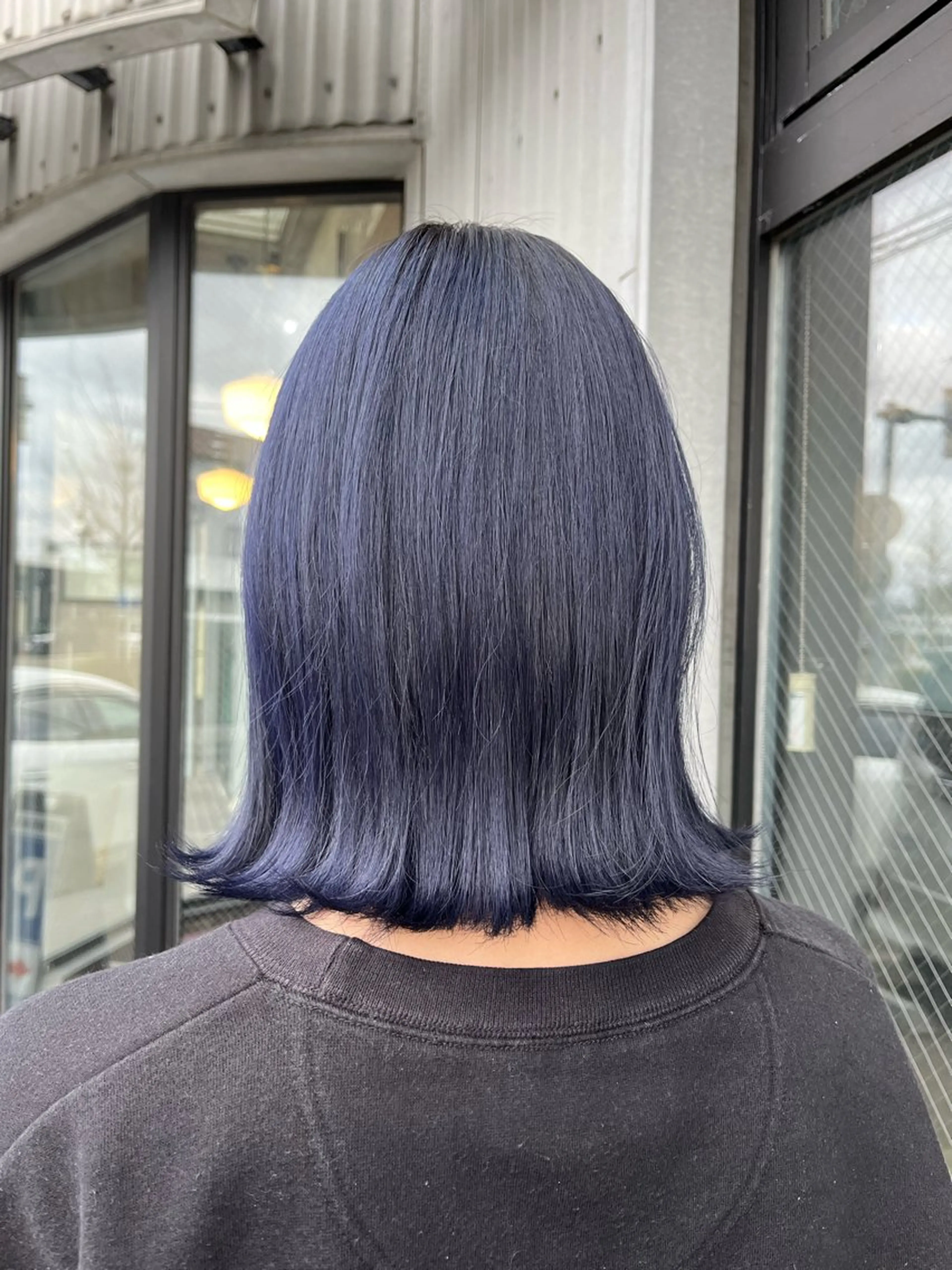 ミディアム ヘアカラー トリートメント カラー/ブリーチ 岸谷真幸のヘアスタイル