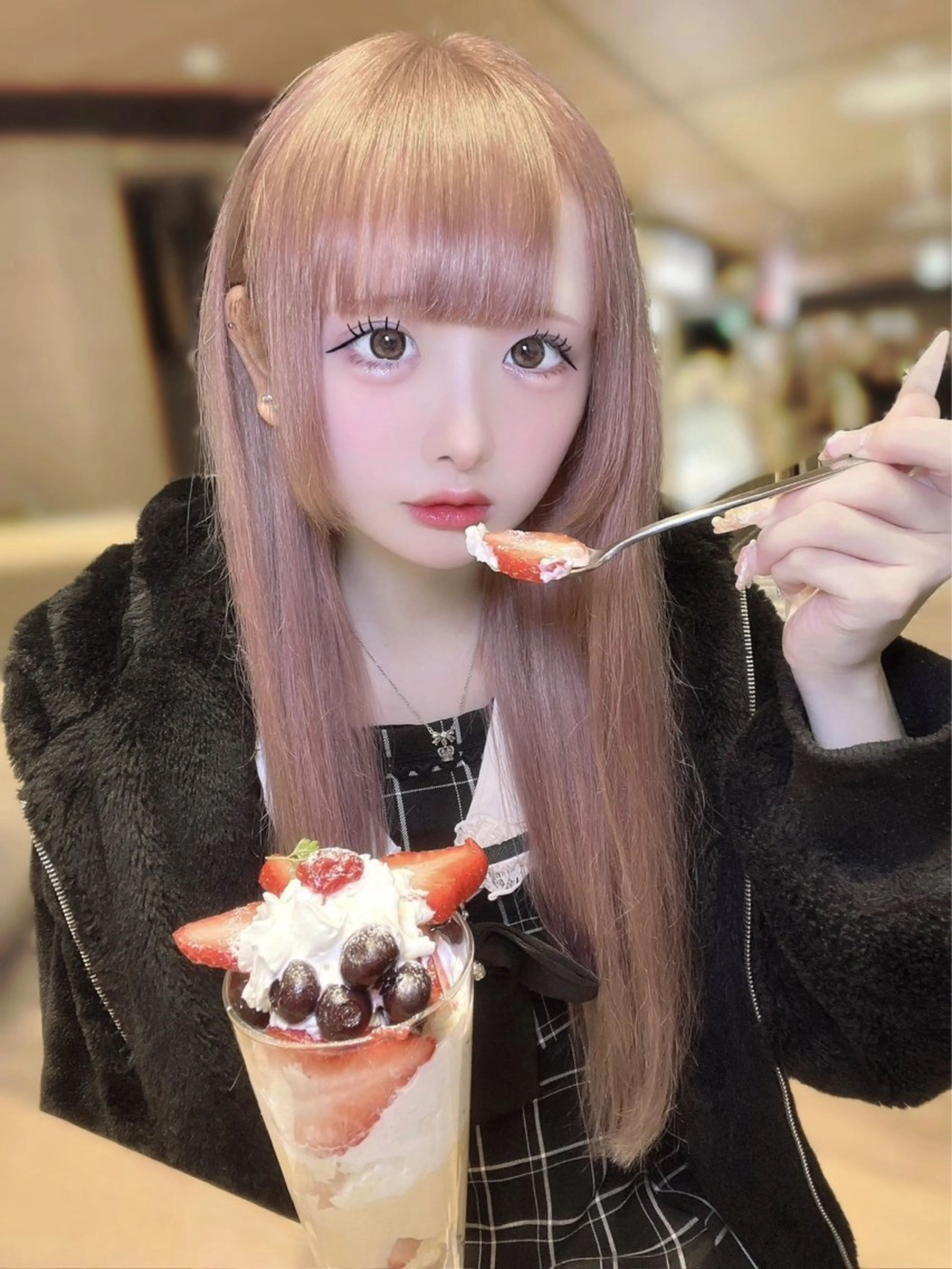 ロング カラー カット ヘアカラー トリートメント エクステ ブリーチエクステ 🎩カズキ🎩のヘアスタイル