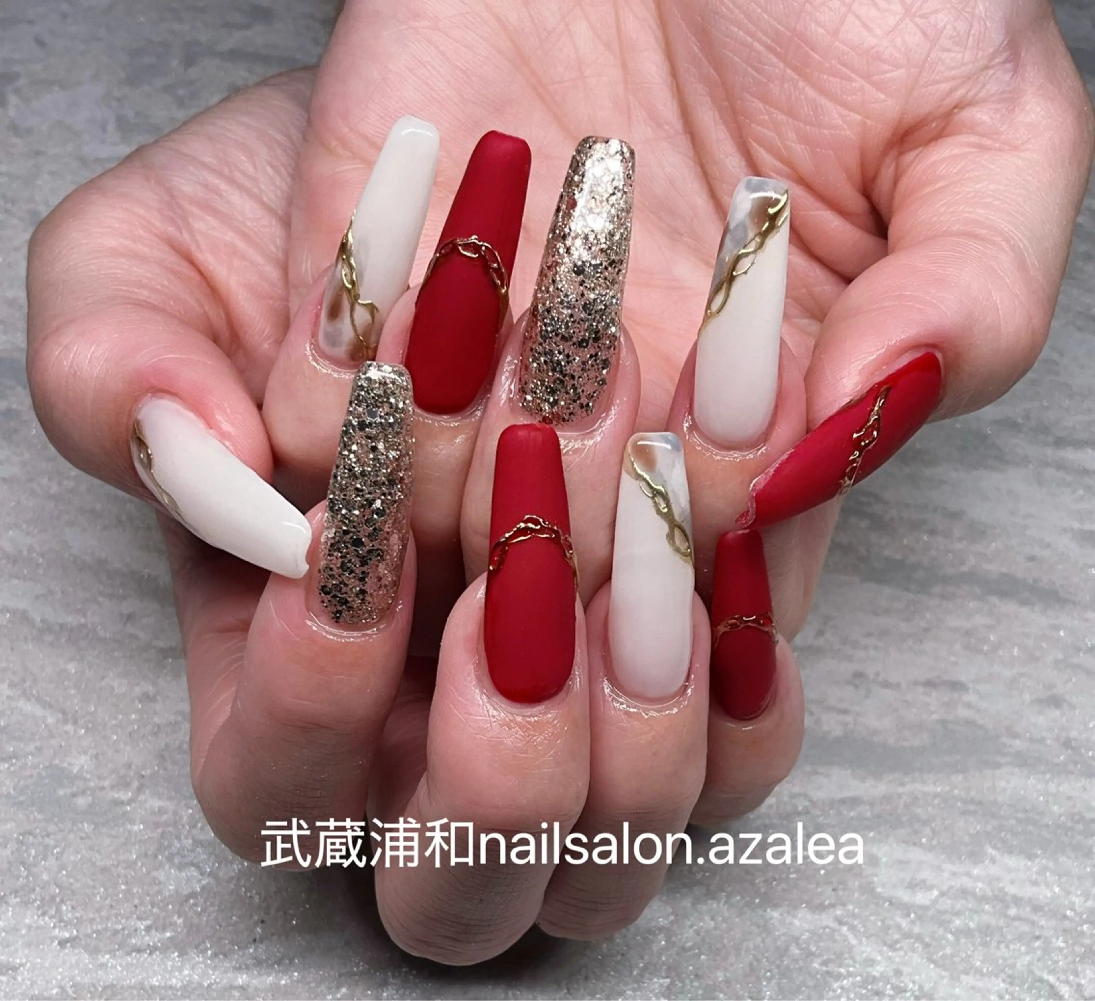 ネイル ハンドネイル R inのネイルデザイン