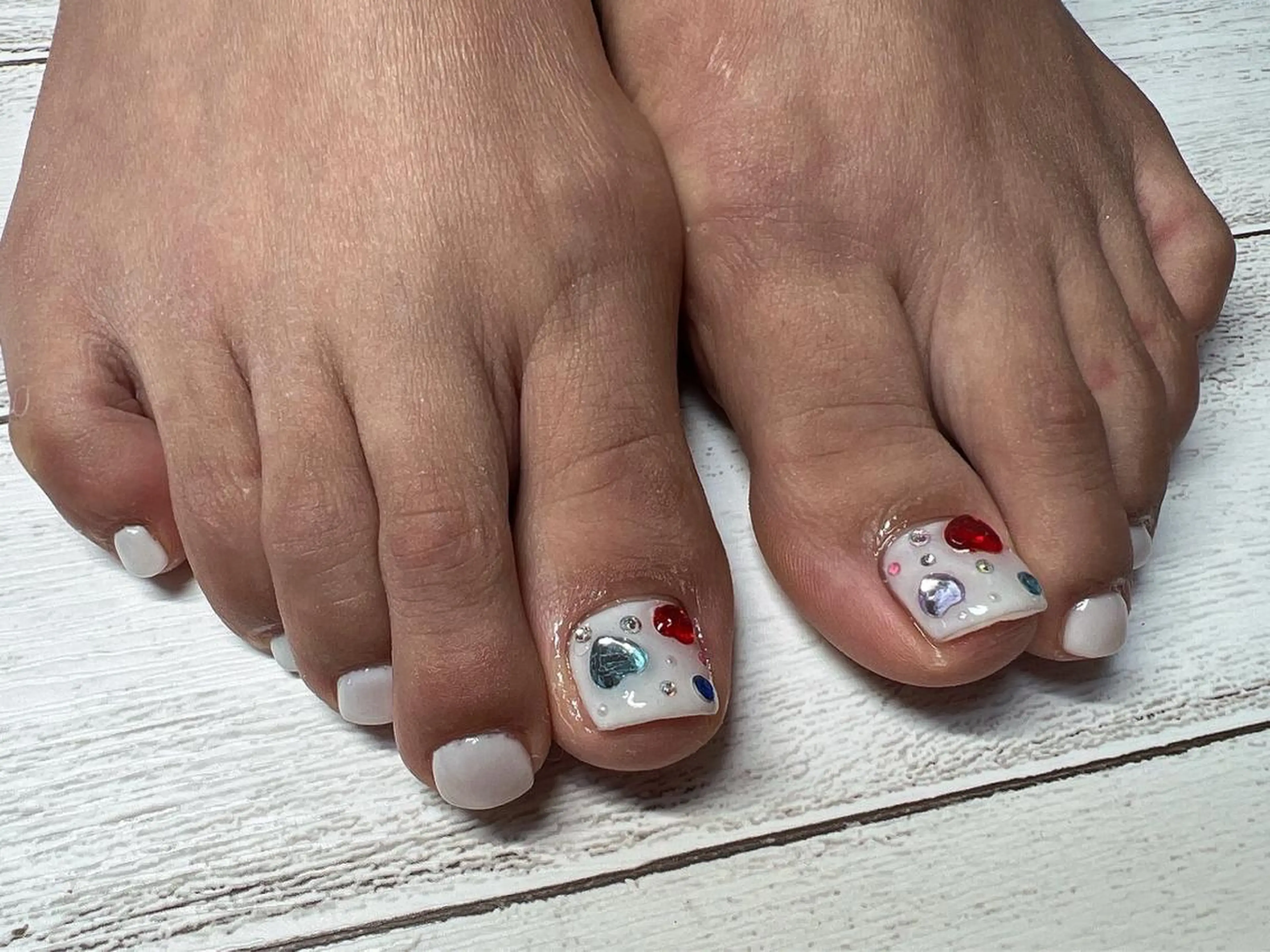 ネイル フットネイル Lavish nailのネイルデザイン