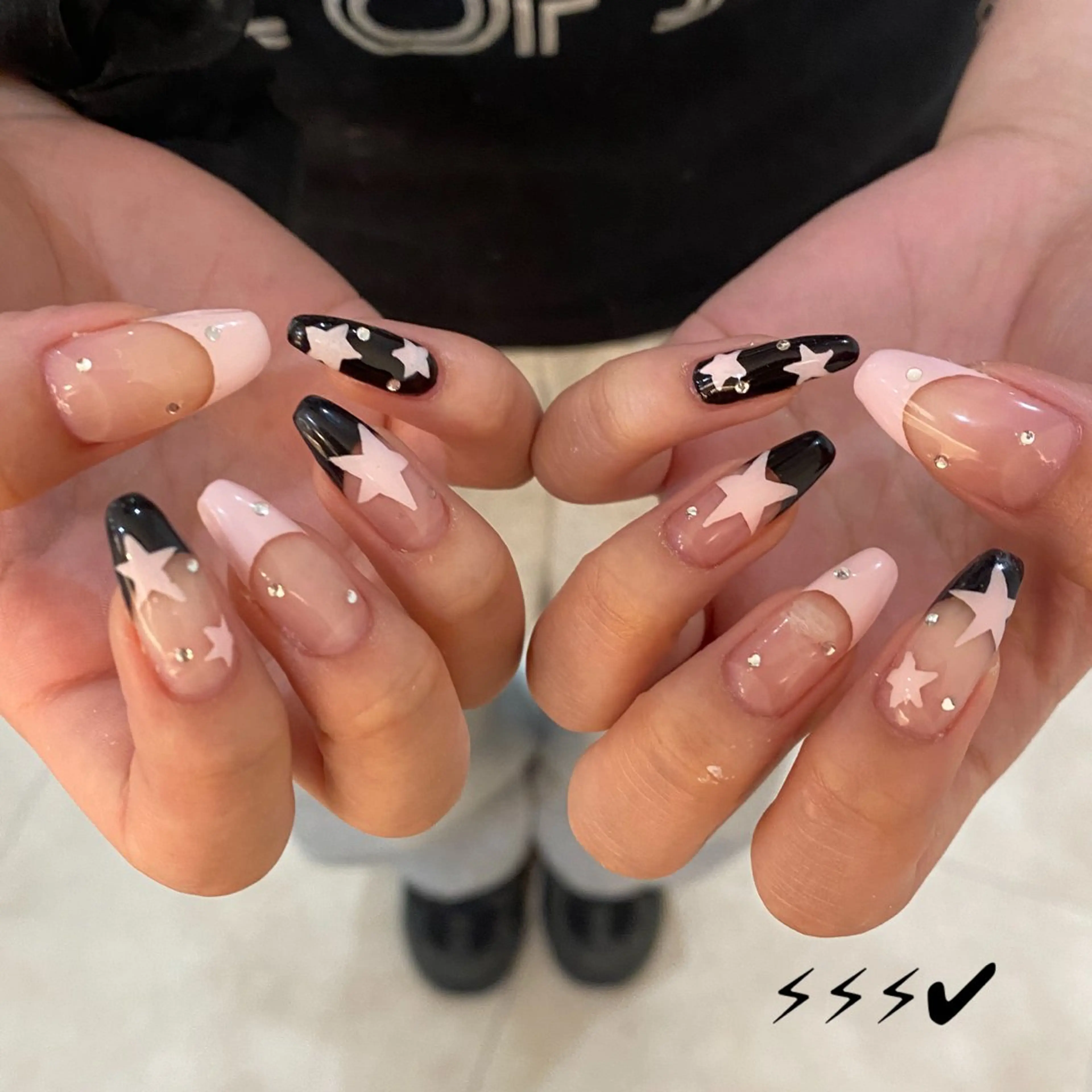 ネイル nano/きもかわ nail🐬🫧のネイルデザイン
