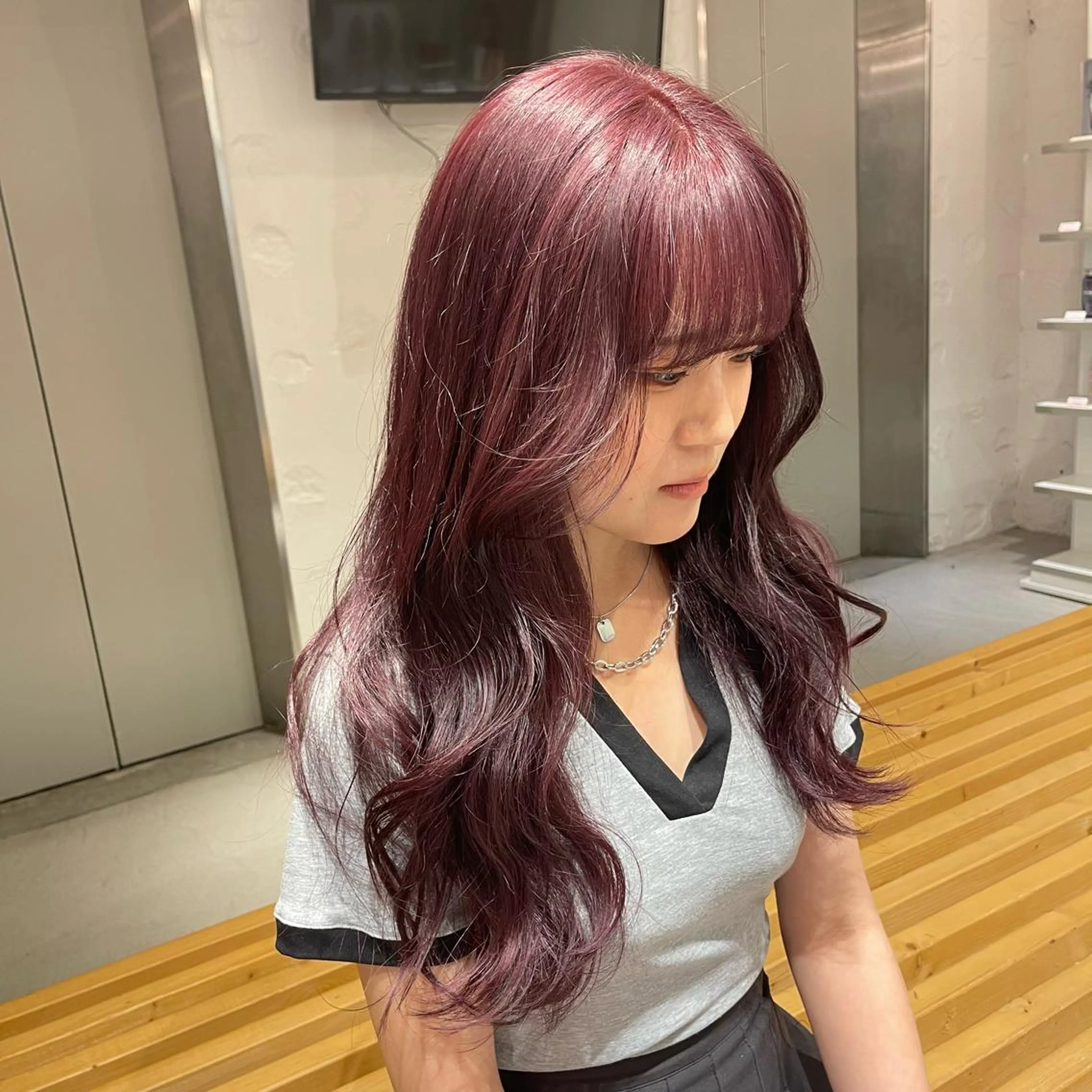 ロング カラー ヘアカラー トリートメント lunty miichiのヘアスタイル