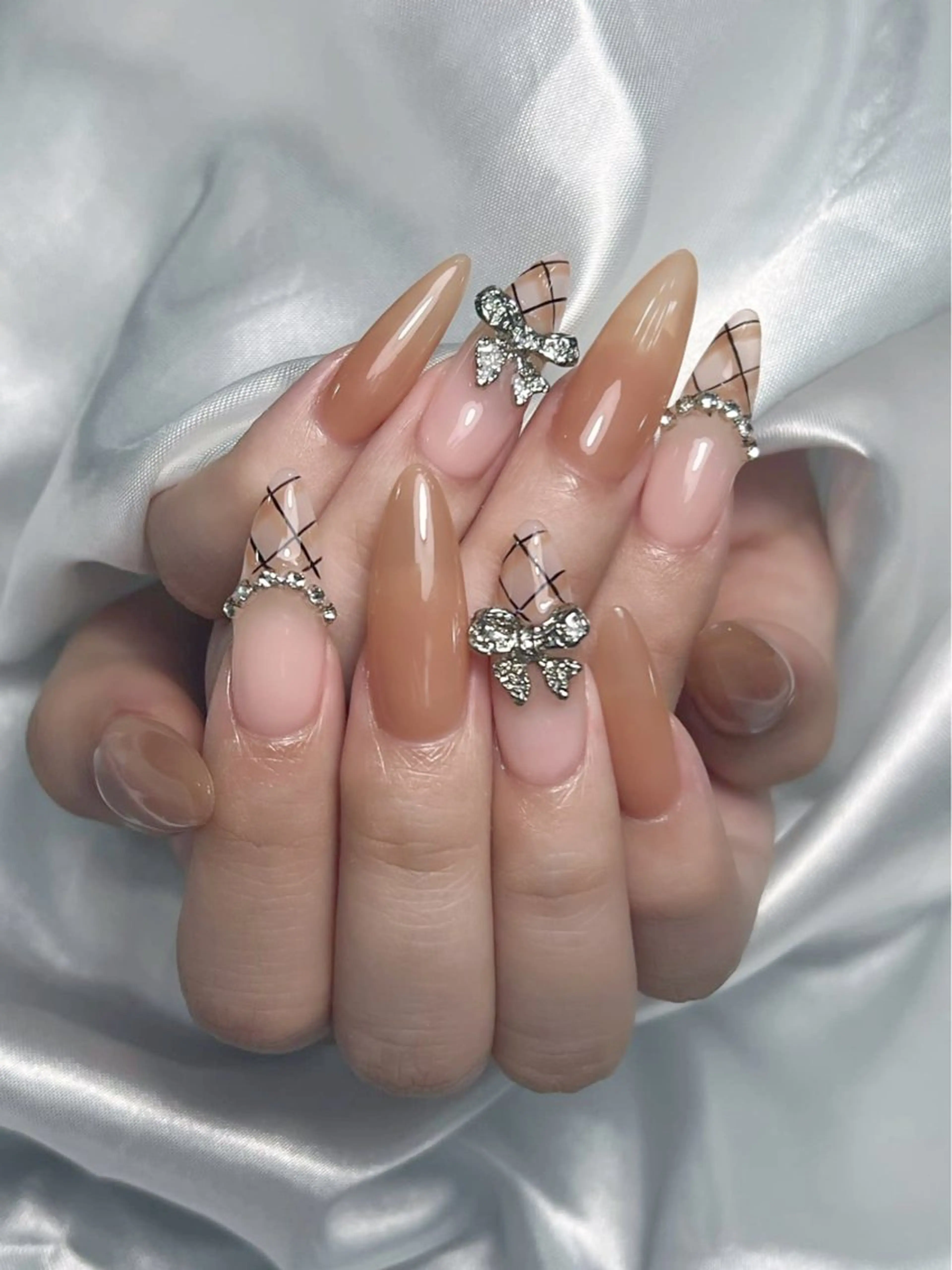 ネイル ハンドネイル LEELA NAIL STUDIO所属・LEELA NAIL STUDIOのネイルデザイン