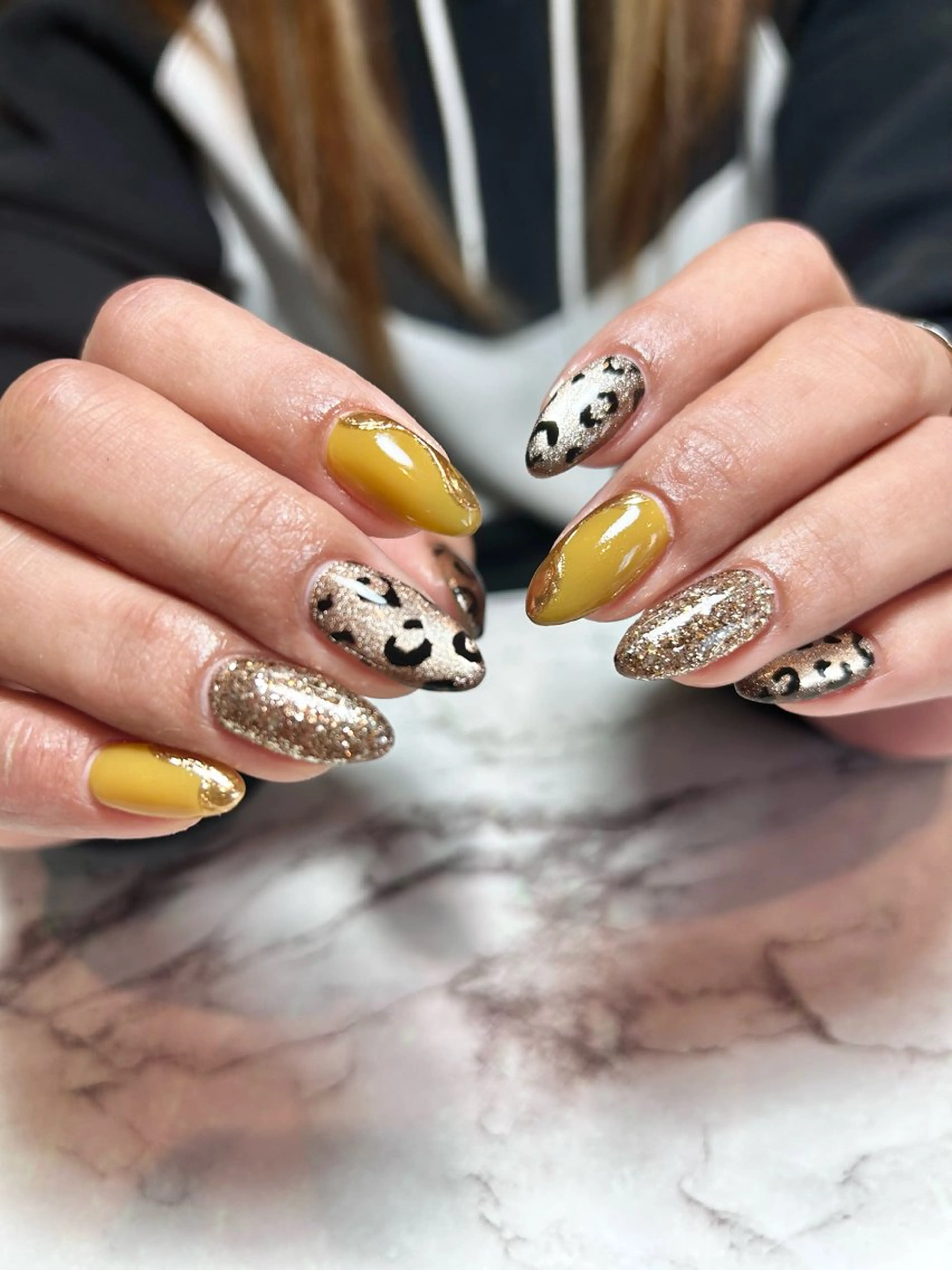 ネイル フレンチネイル マグネットネイル ハンドネイル フットネイル TESORO nailのネイルデザイン