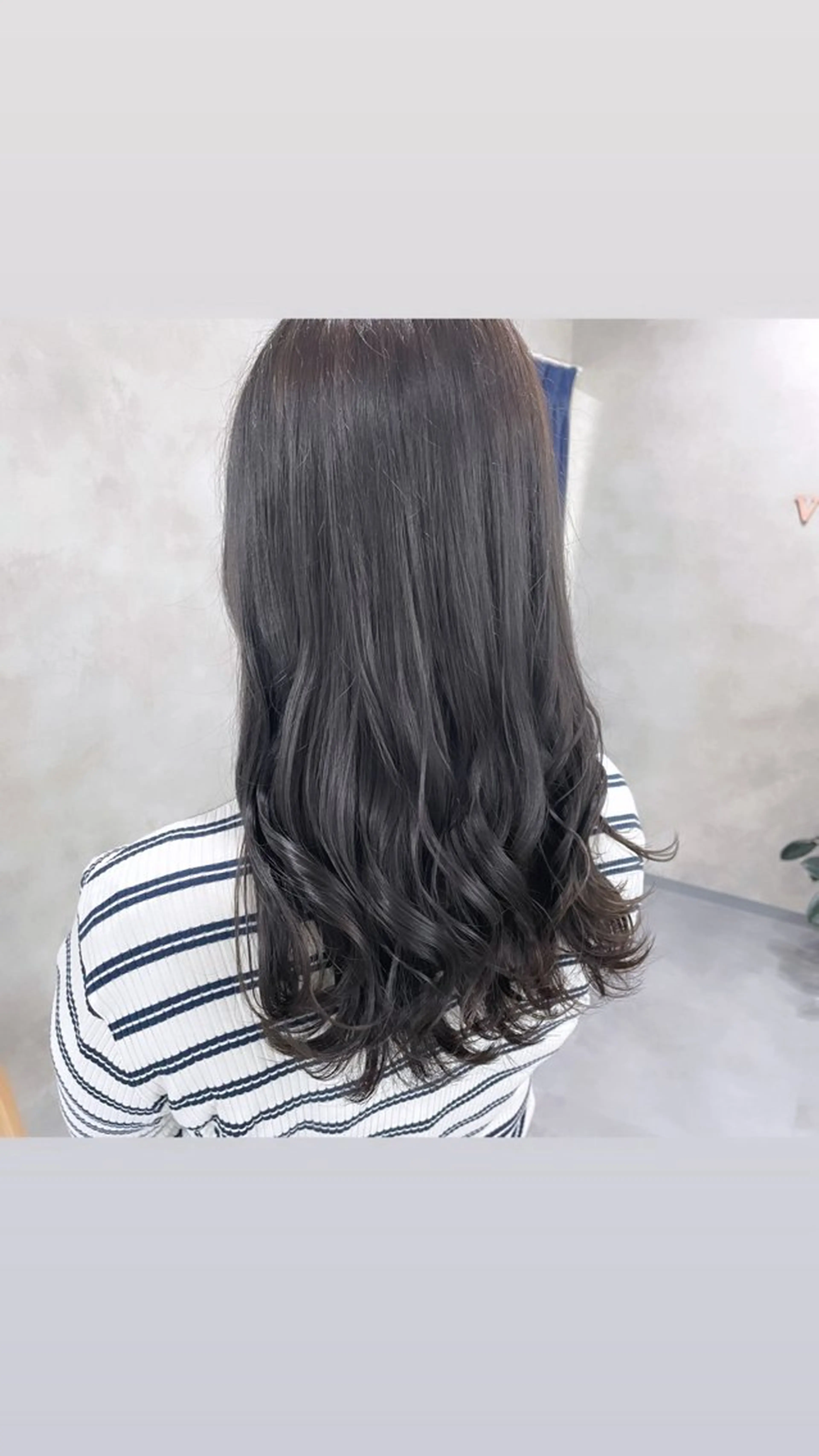 セミロング カラー ベージュカラー ブリーチ ケアブリーチ ハイライトカラー パープルカラー ヘアカラー BiBi所属・齋藤 彬のヘアスタイル
