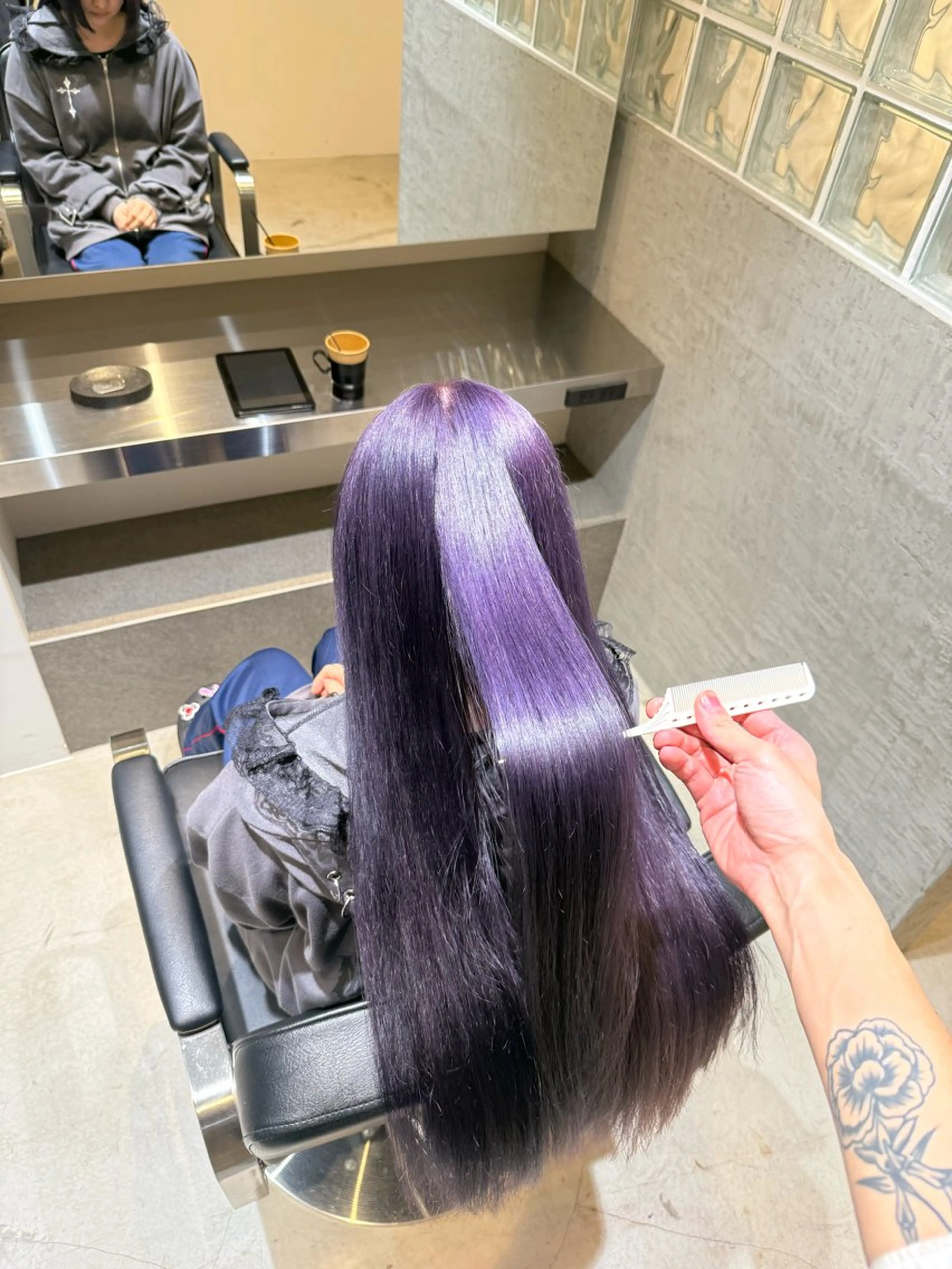 ロング カラー ヘアカラー トリートメント カラー🌈／ 髪質改善✨／凜太郎のヘアスタイル