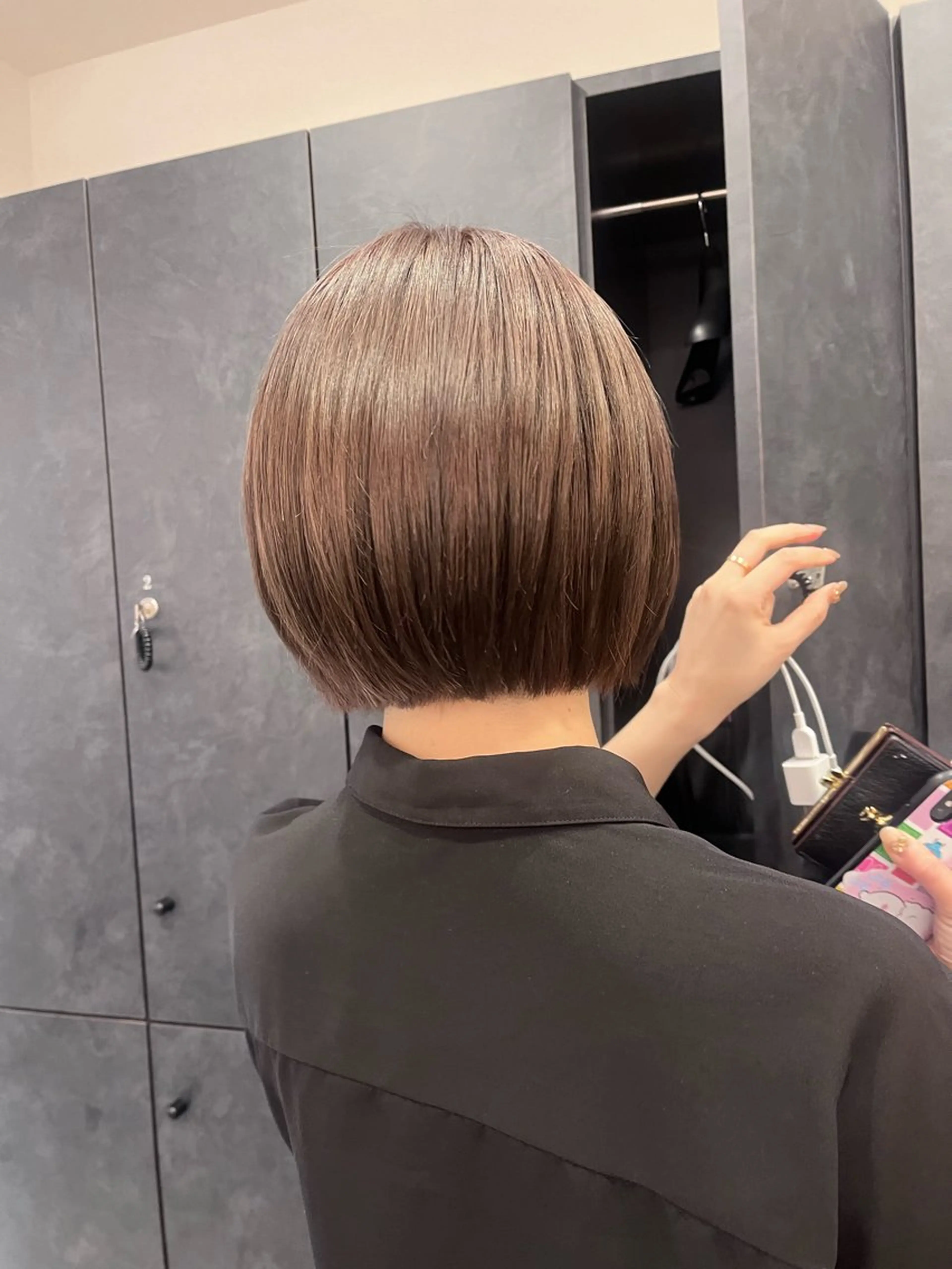 ショート カラー カット ヘアカラー トリートメント Ｖｉｏｔ  銀座 樋口 桃佳のヘアスタイル