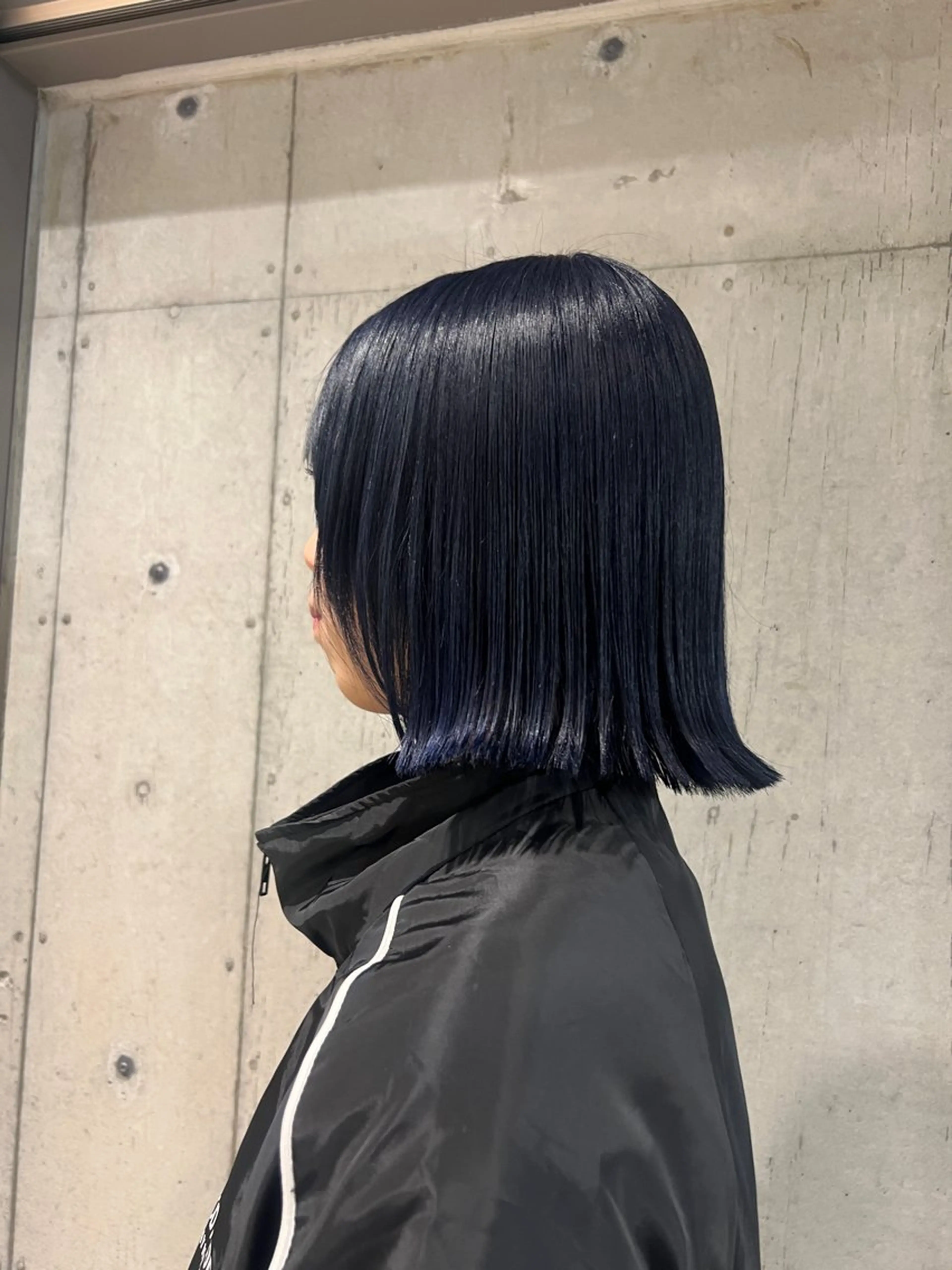 カラー ブルーカラー ネイビーカラー カット ヘアカラー トリートメント 暖色magico/ レイヤーゆいかずきのヘアスタイル