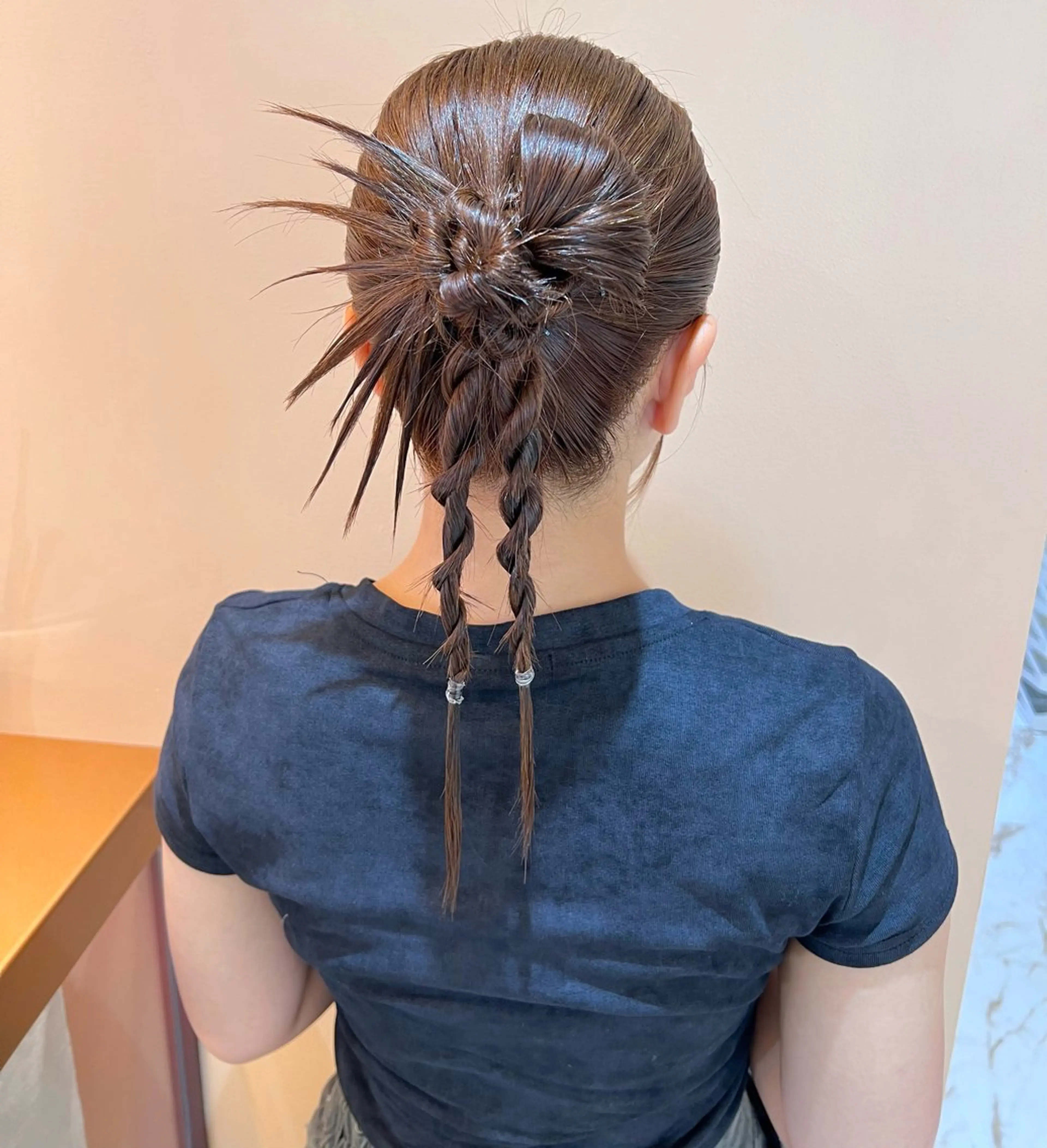 セミロング カラー ヘアアレンジ ヘアセット ✨髪質改善✨ 韓国ヘア🇰🇷ゆいのヘアスタイル