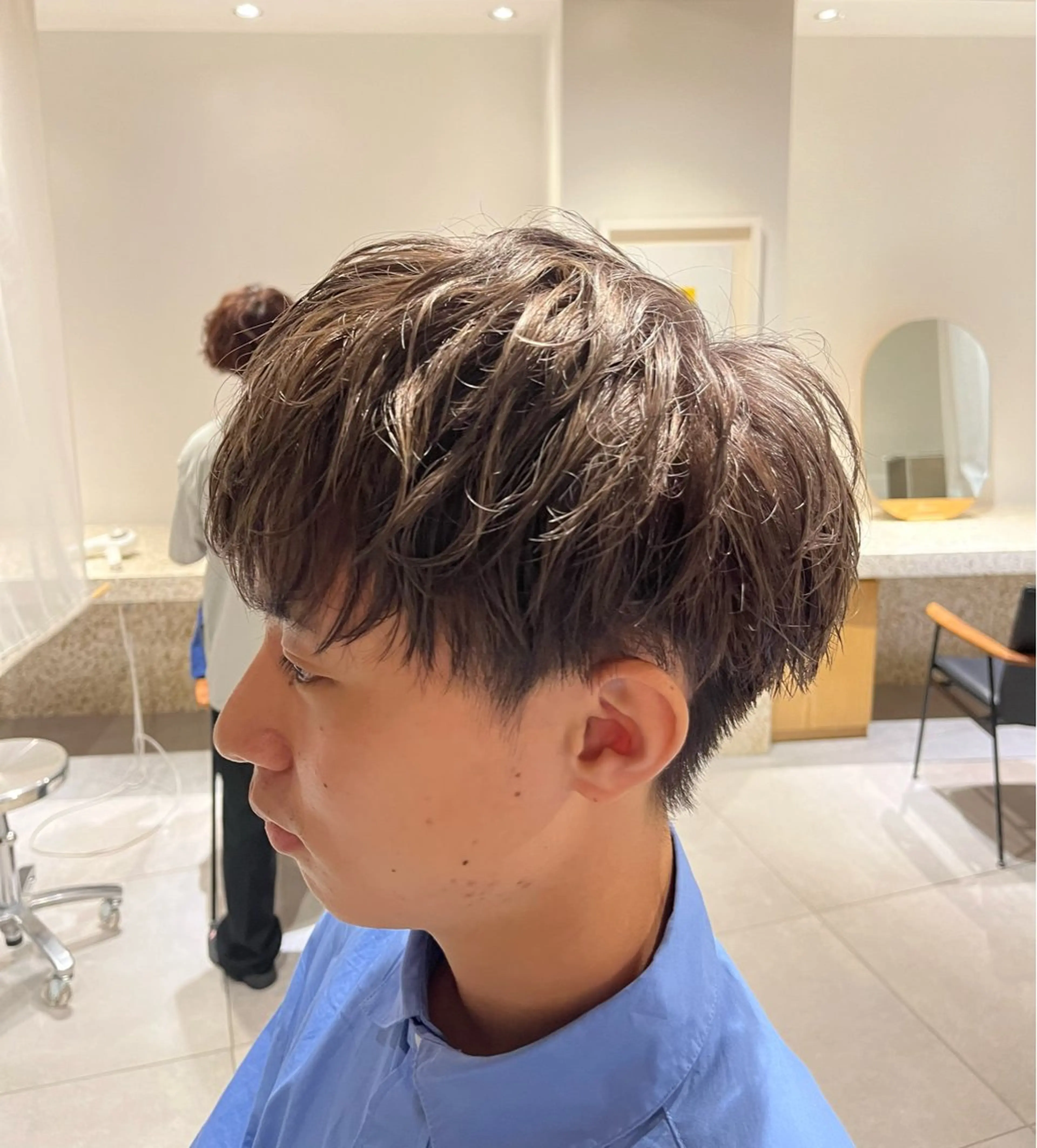 「メンズ限定」ブリーチ＋オンカラーの写真