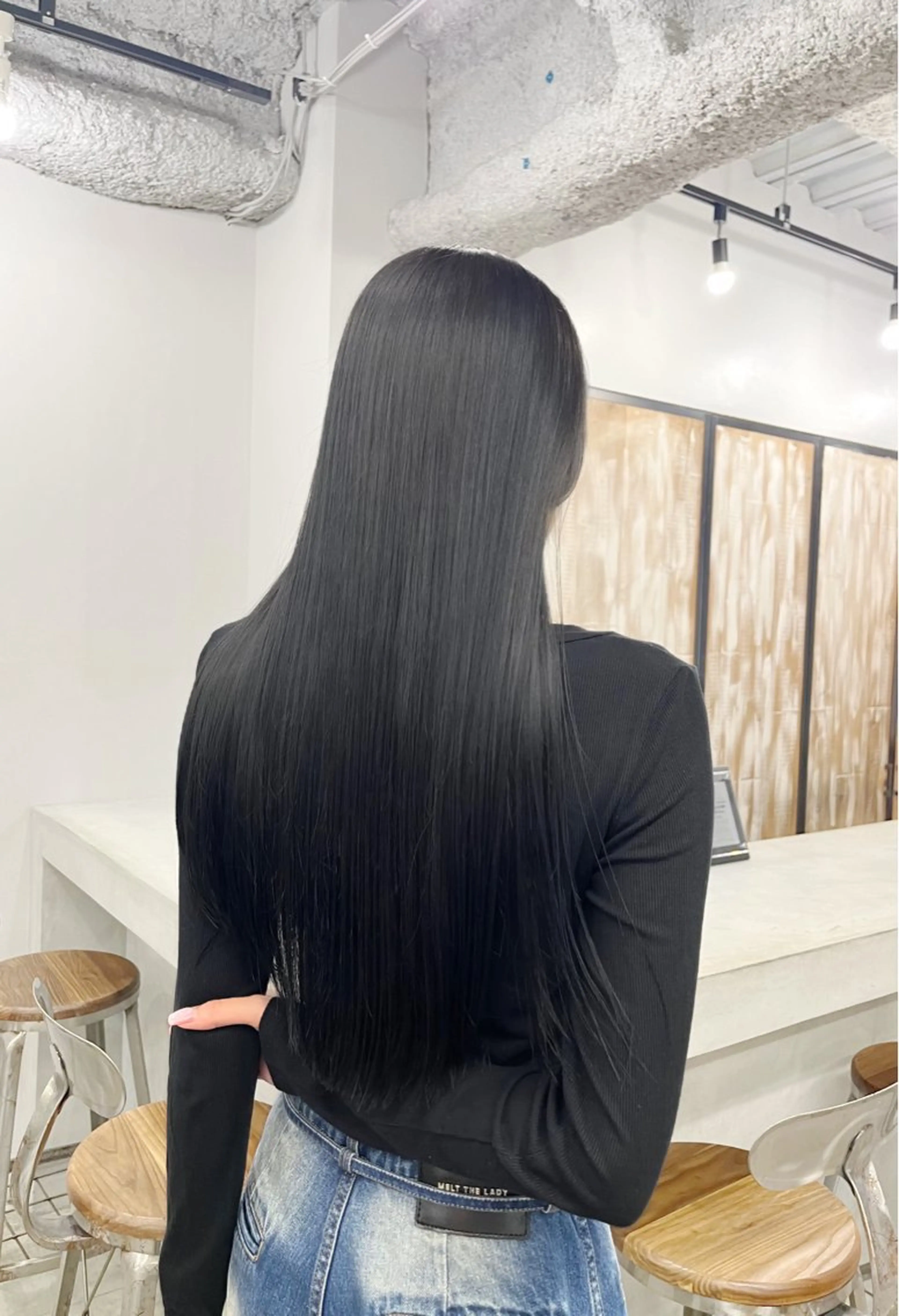 ロング カラー パーマ 髪質改善 ストレートパーマ カット ヘアカラー パーマ トリートメント 韓国ヘア🫧 KAZUTOのヘアスタイル