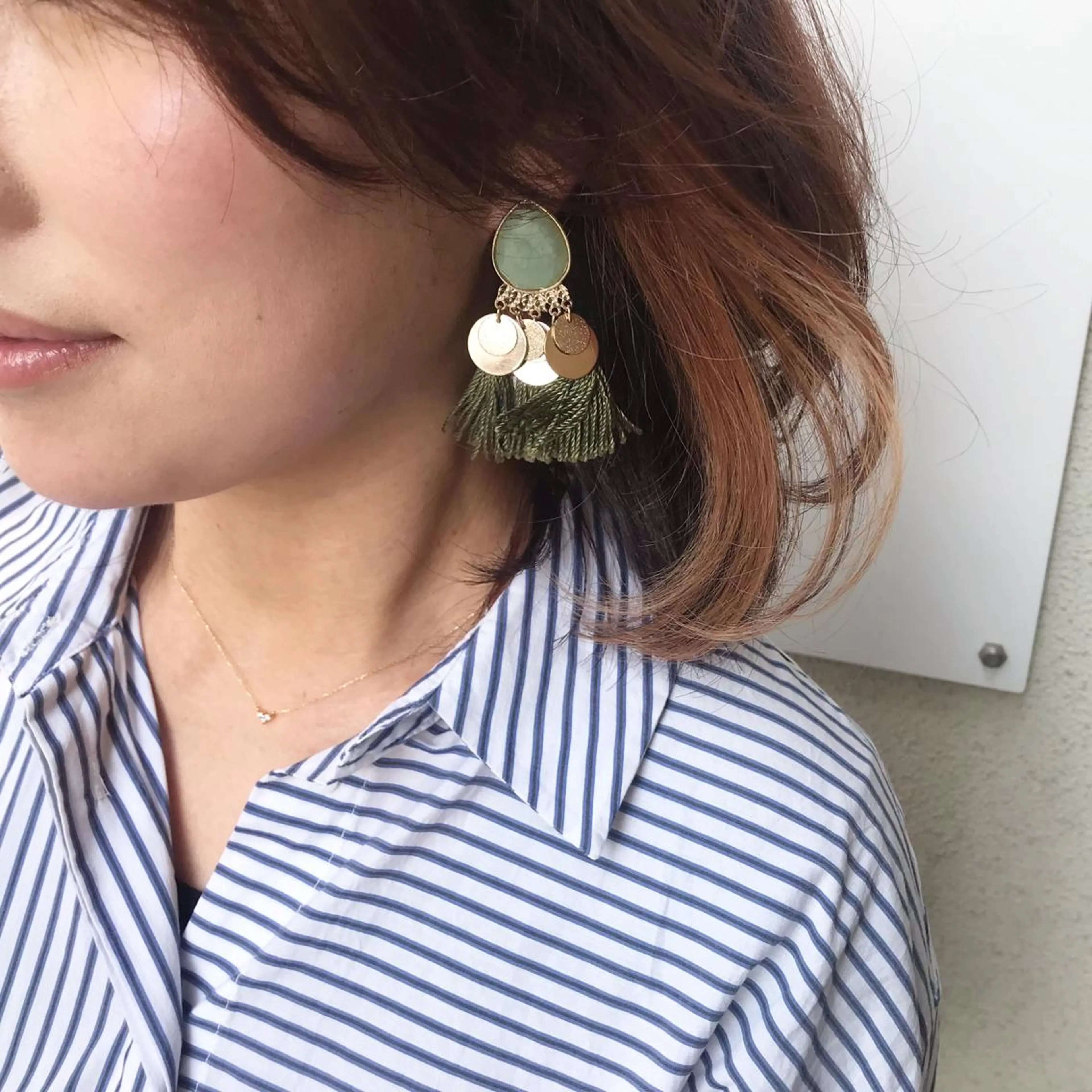 ミディアム カラー ヘアアレンジ インナーカラー 小野 かなこのヘアスタイル