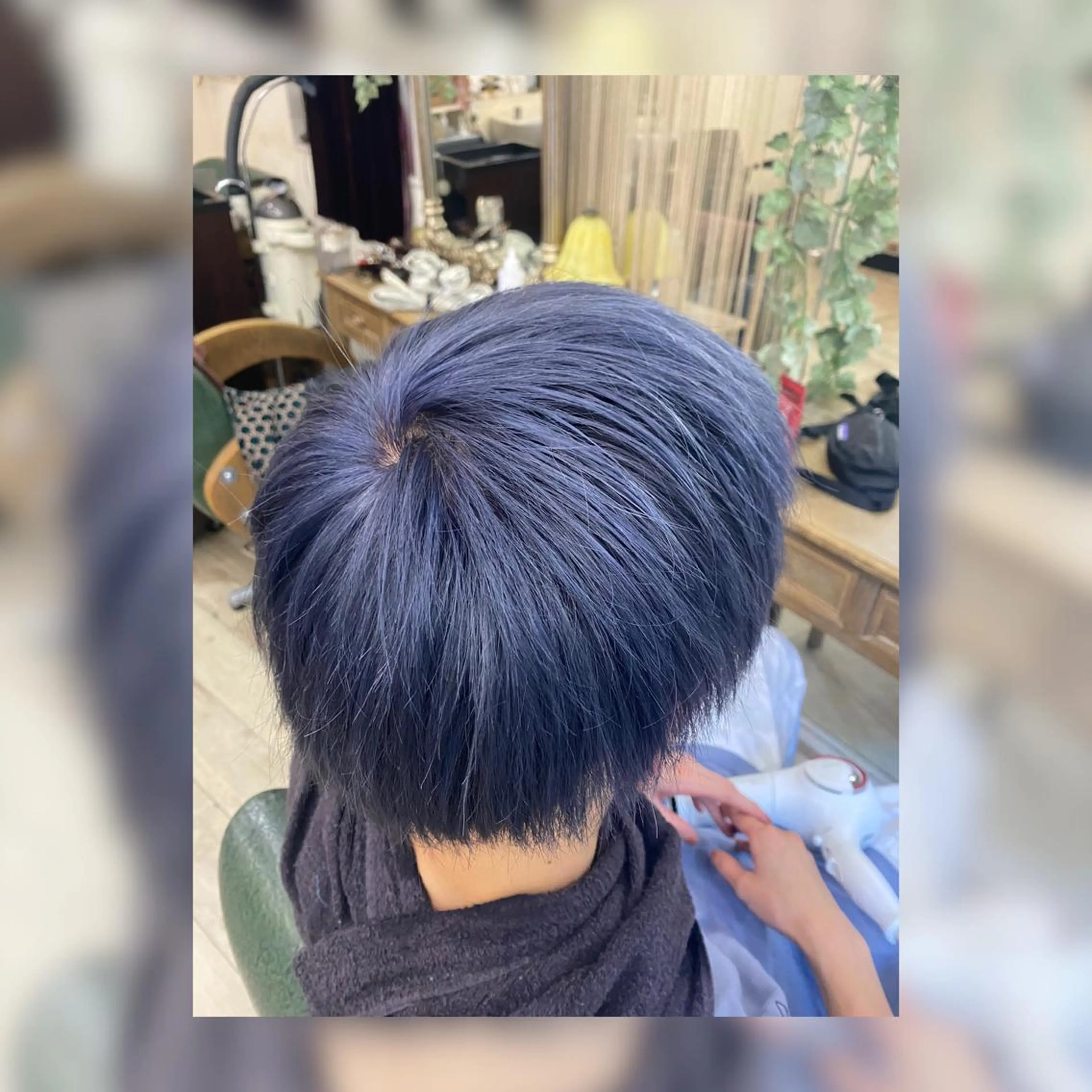 ショート カラー メンズ ブルーカラー WELLM表参道 高杉梨鬼也のヘアスタイル