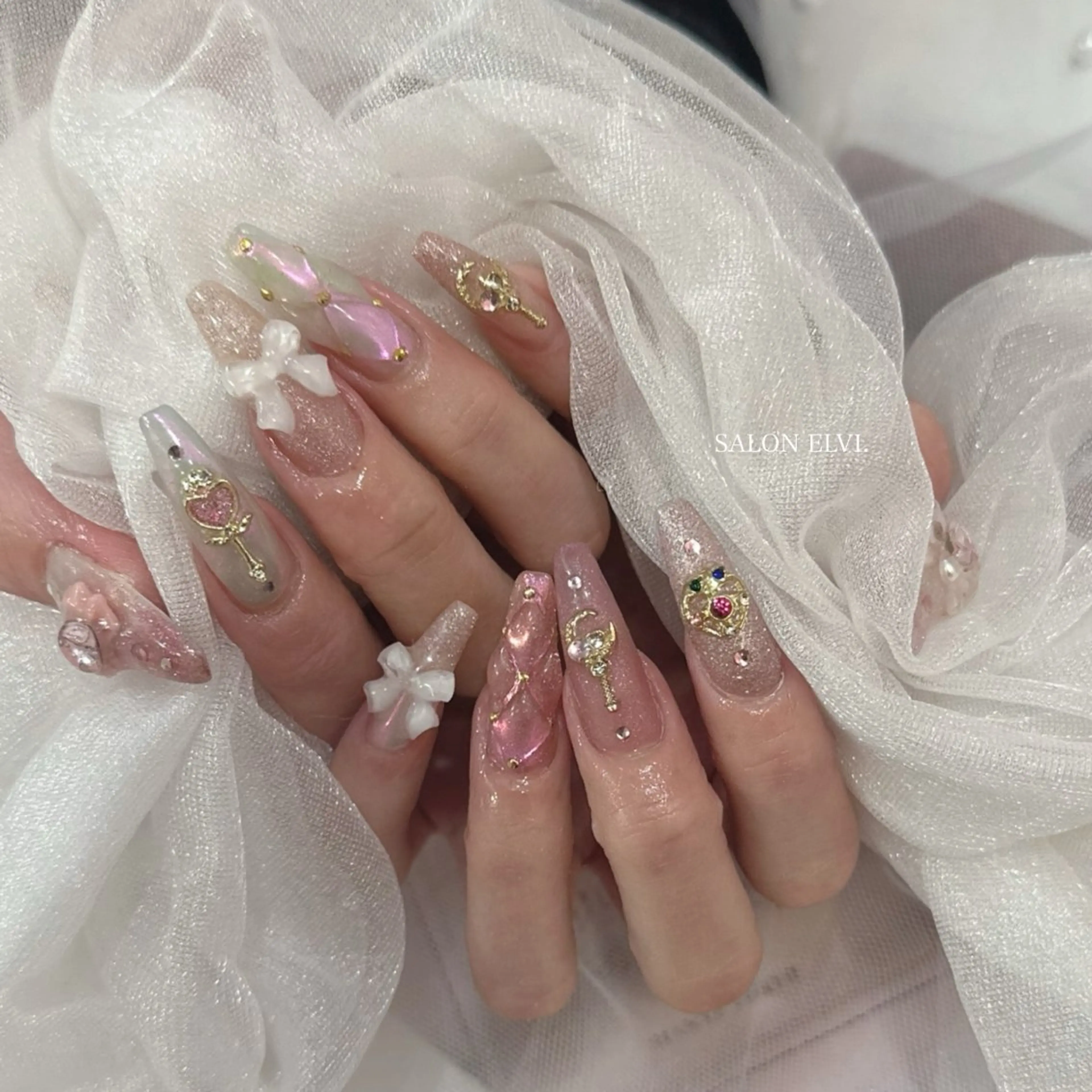 ネイル SALON ELVI.所属・SALON ELVI.のネイルデザイン