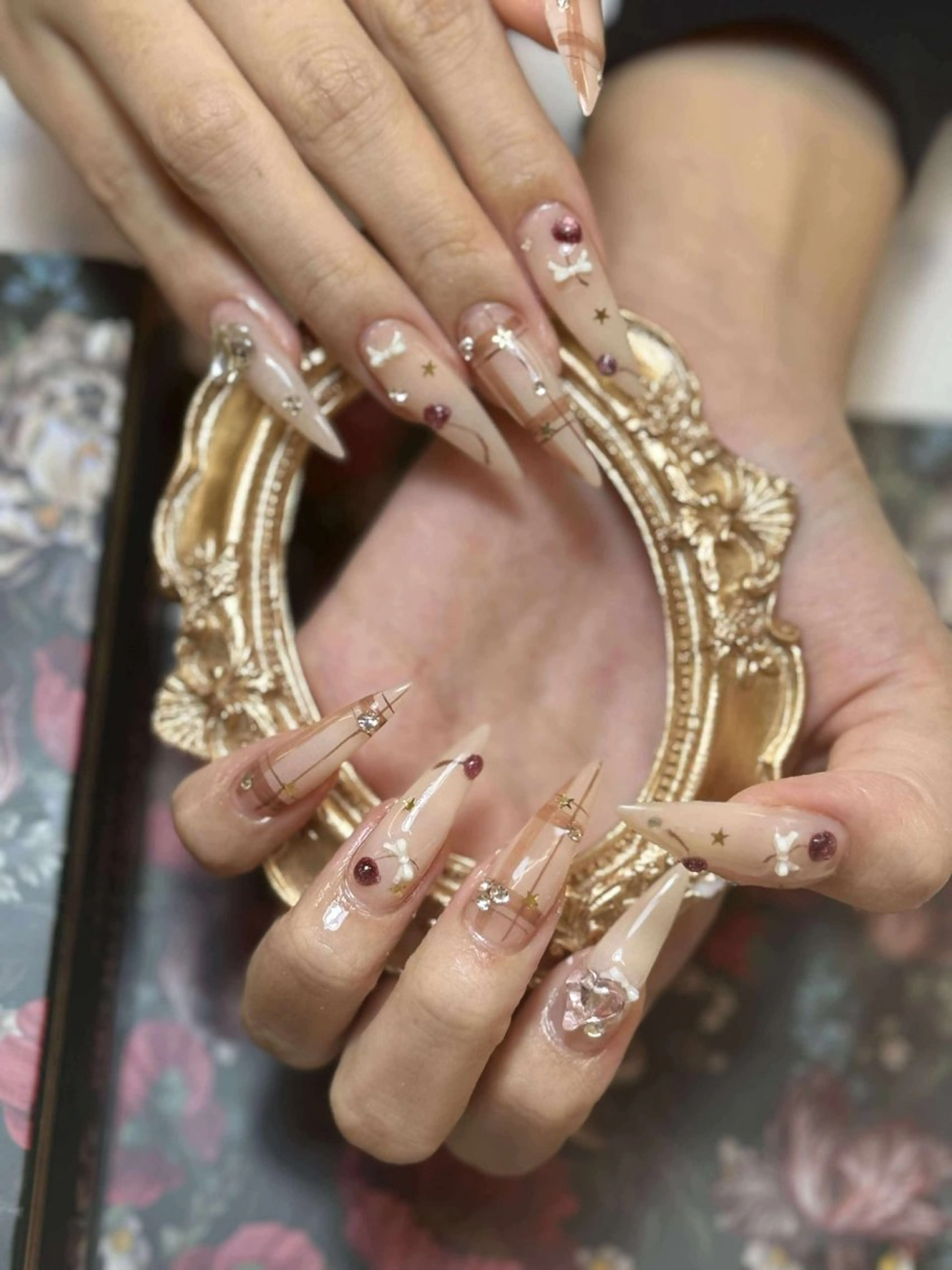 ネイル ハンドネイル ハンドケア Anh Nail 歌舞伎町のネイルデザイン