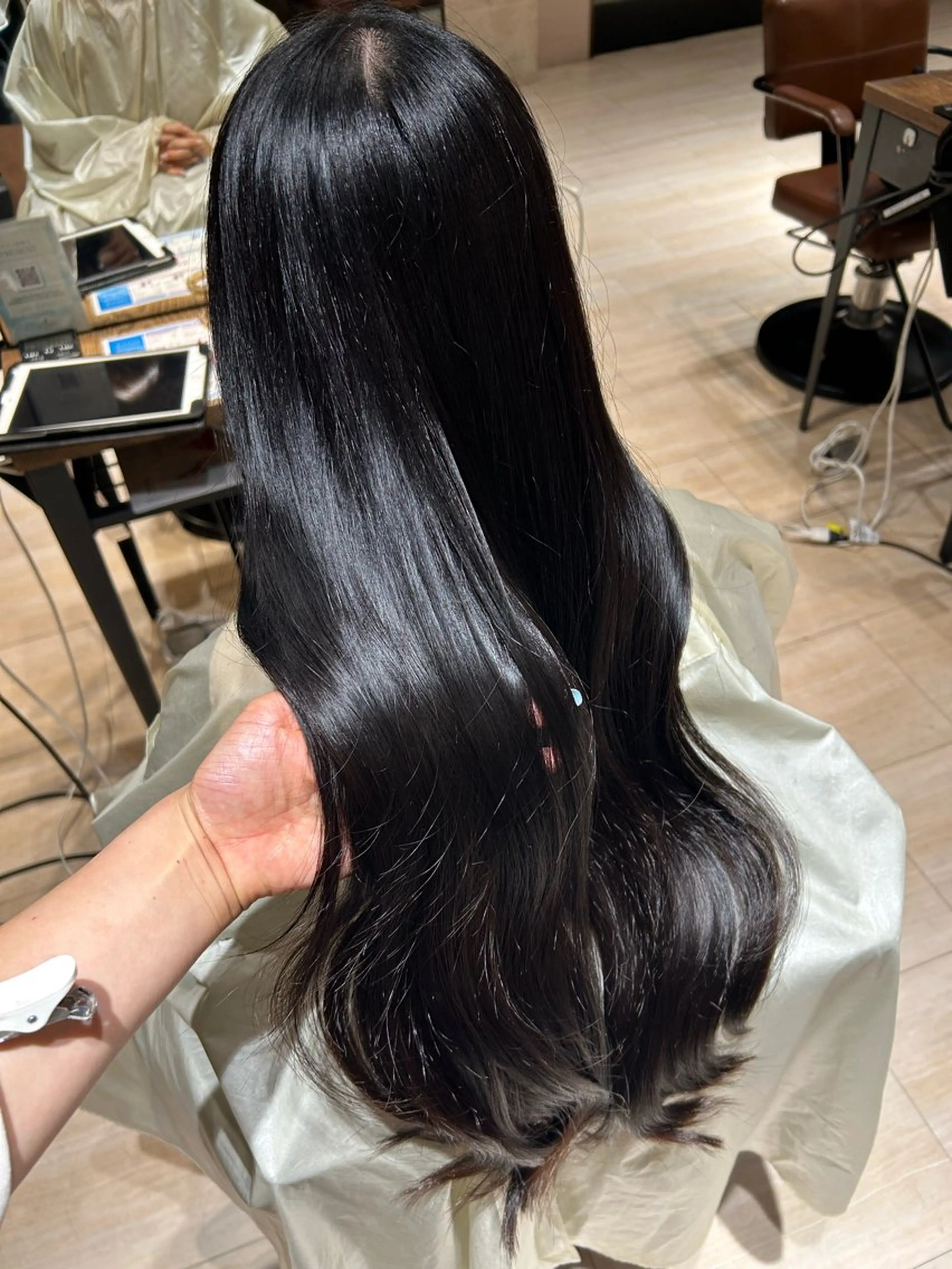 ロング カット ヘアカラー トリートメント 🎀大竹美侑／顔まわ りカット／レイヤーのヘアスタイル