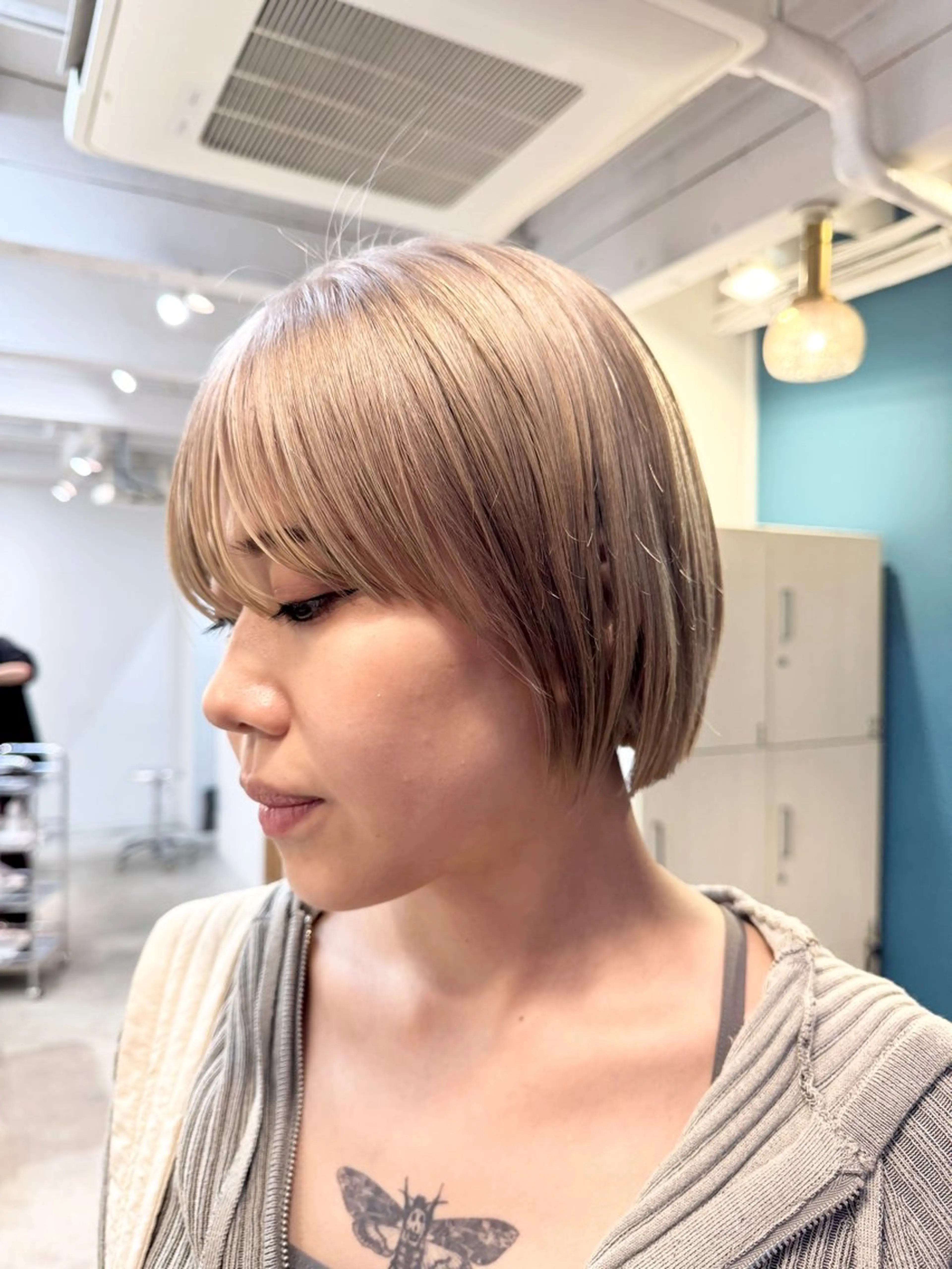 ミディアム カラー カット ヘアカラー トリートメント 透明感カラー/ハイト ーン/メイク/umiのヘアスタイル