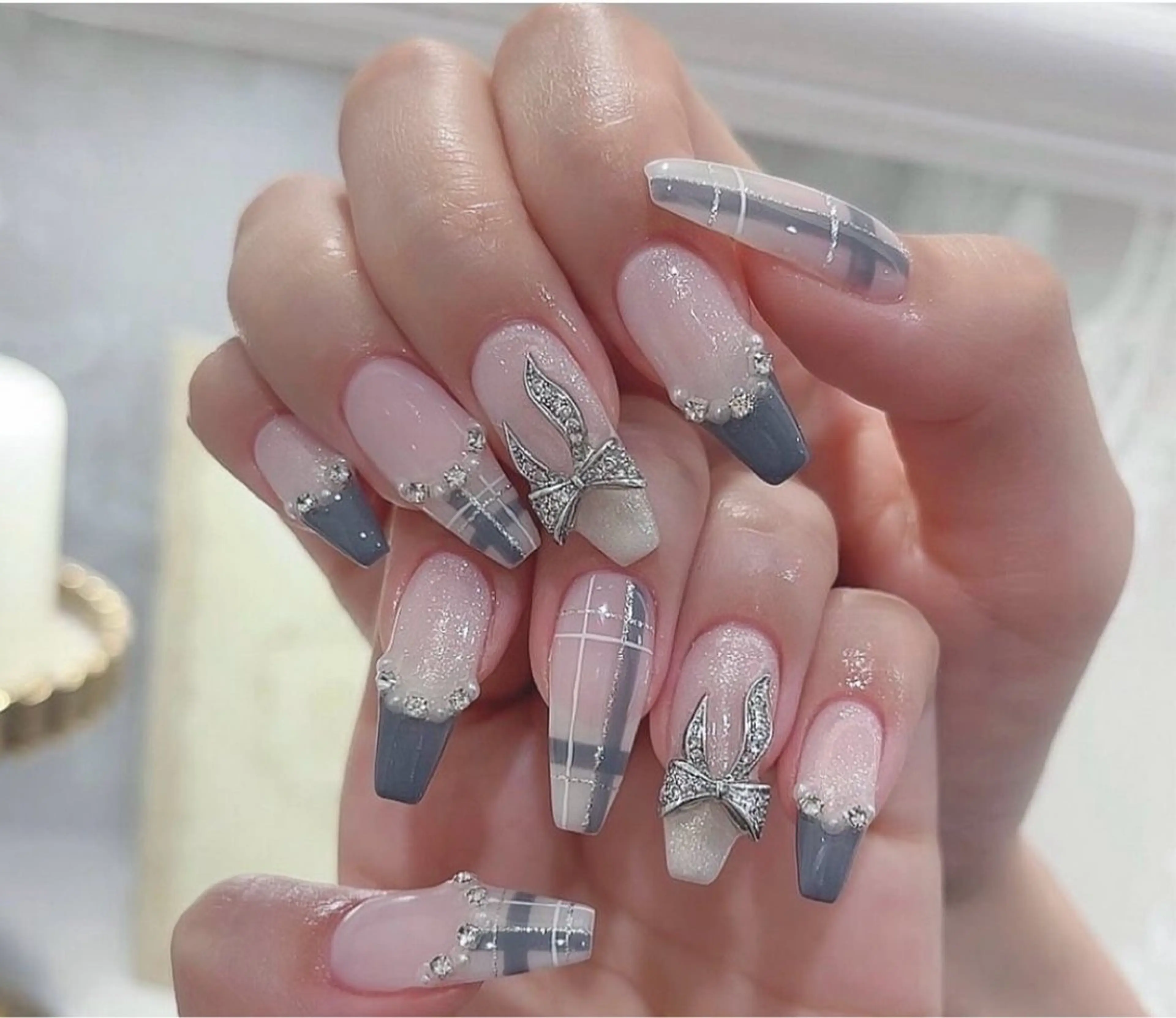 ネイル 韓国ネイル 持ち込み ハンドネイル EMI ANA.CHUOのネイルデザイン