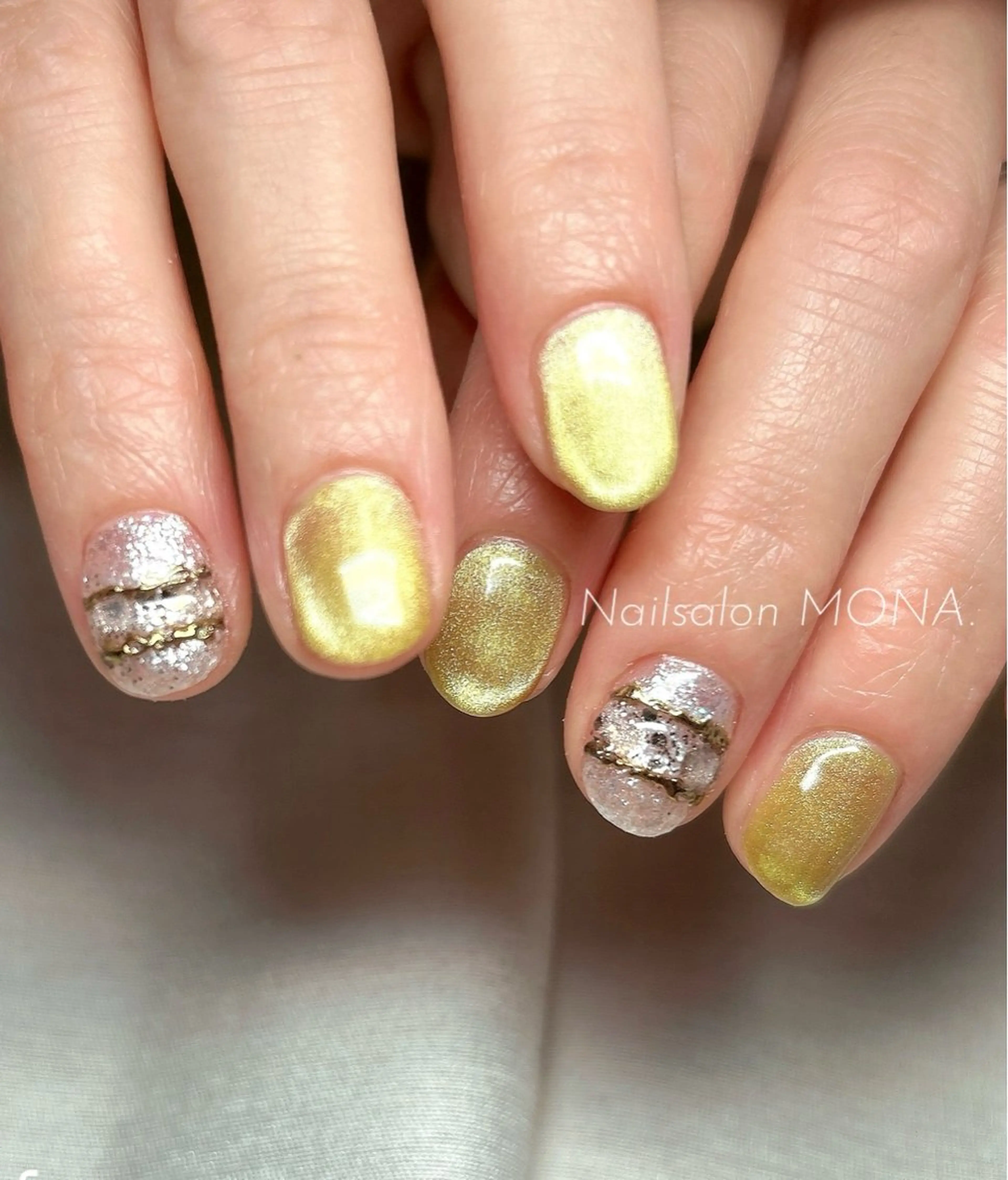 ネイル マグネットネイル ニュアンスネイル ハンドネイル Nailsalon MONA.のネイルデザイン