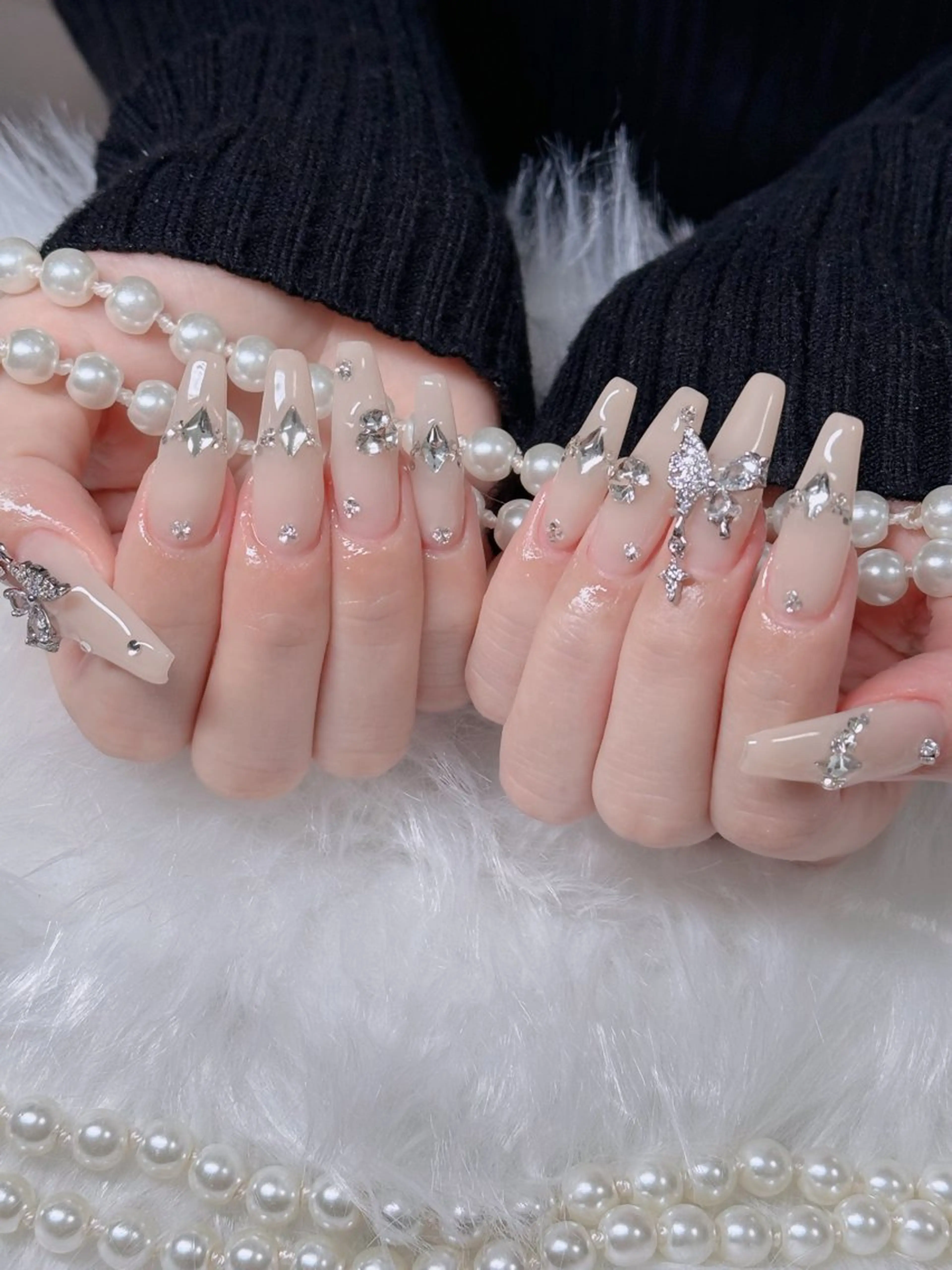 ネイル オーロラネイル フレンチネイル ジェルネイル ハロウィン キラキラネイル ハンドネイル H.baby Nail Salonのネイルデザイン