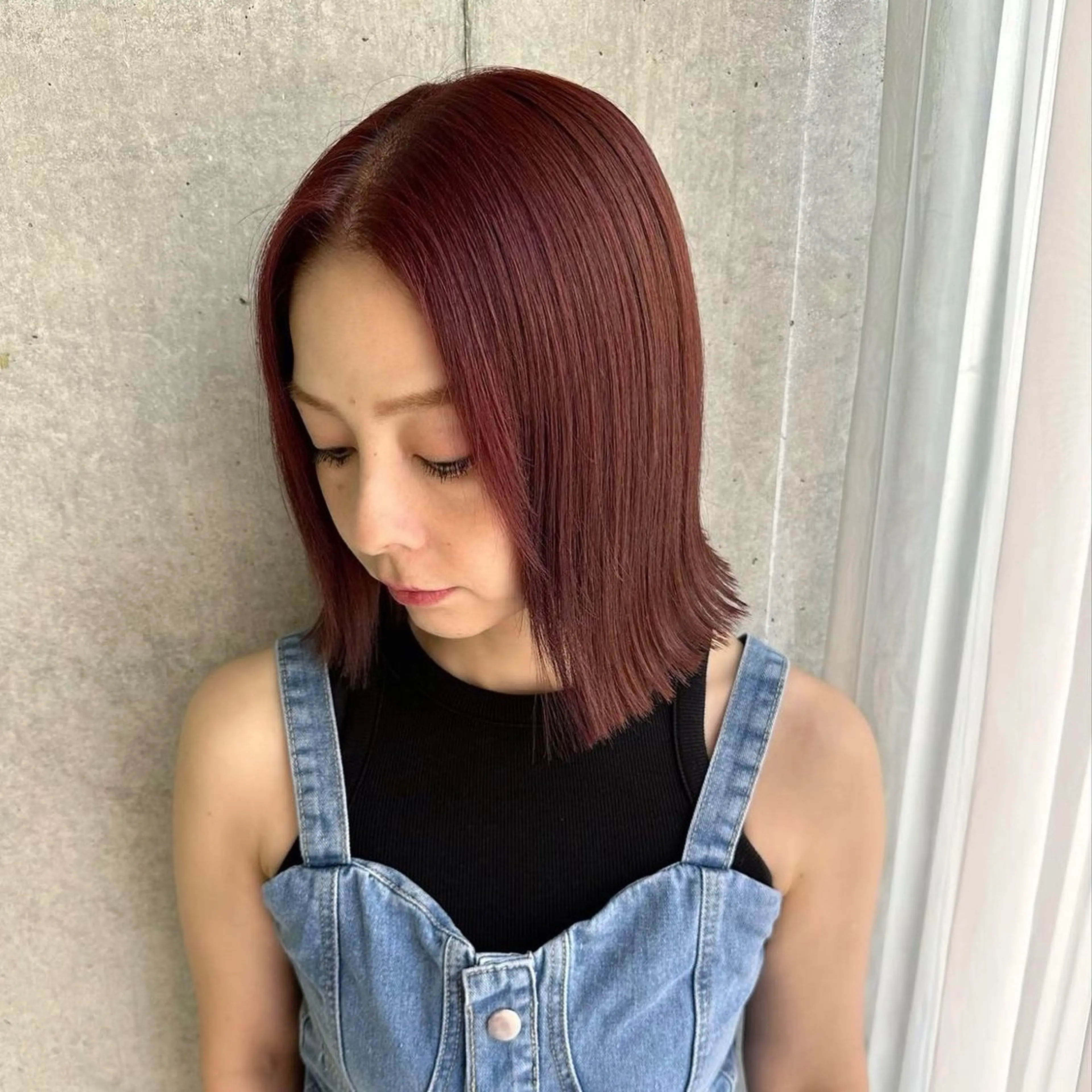 ミディアム カラー ブラウンカラー レッドカラー レッドブラウン FavyS所属・マツウラ サキミのヘアスタイル