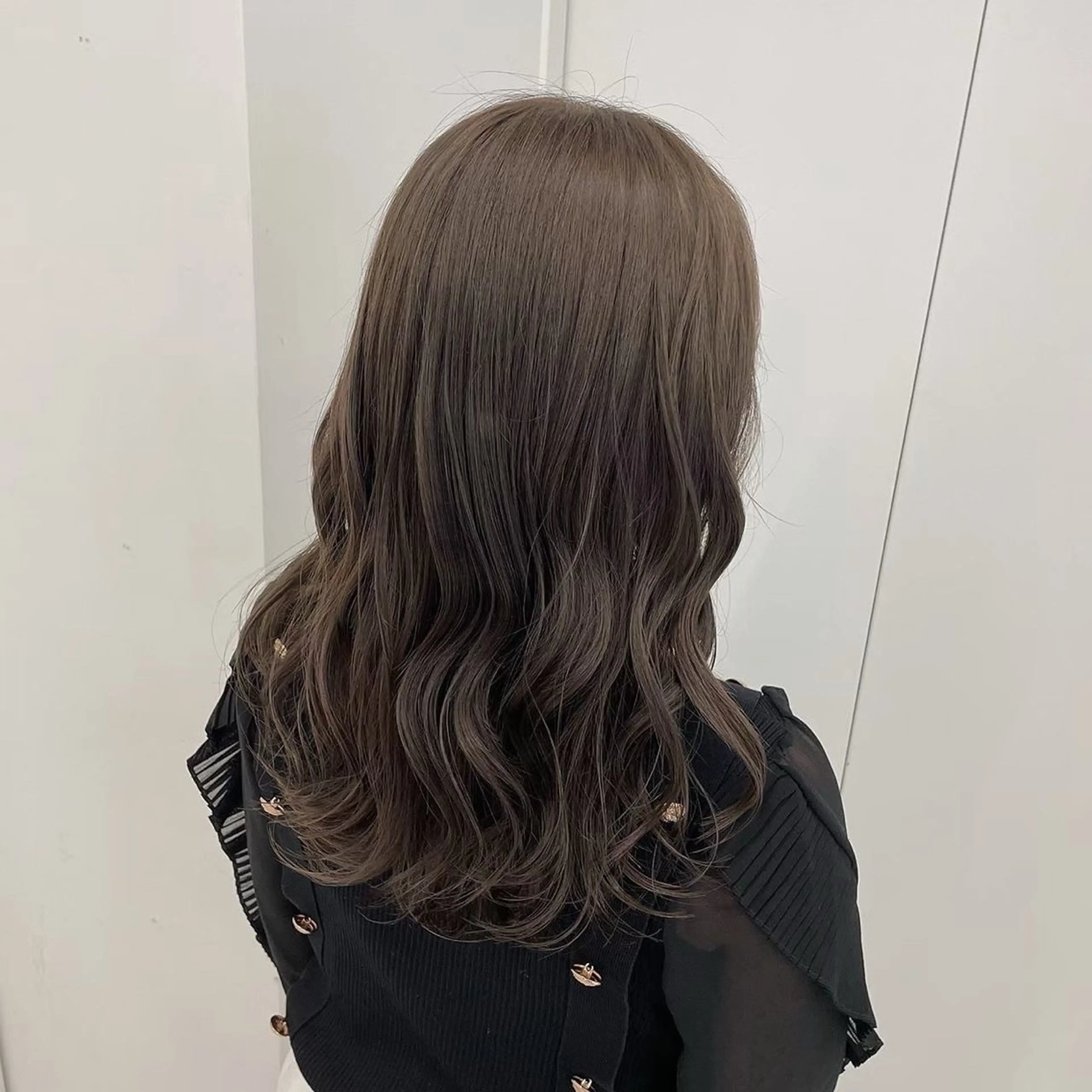 セミロング カラー カット ヘアカラー トリートメント ヘッドスパ ヘアセット ✨透明感、艶髪ヘア✨ 韓国ヘア特化💖のヘアスタイル