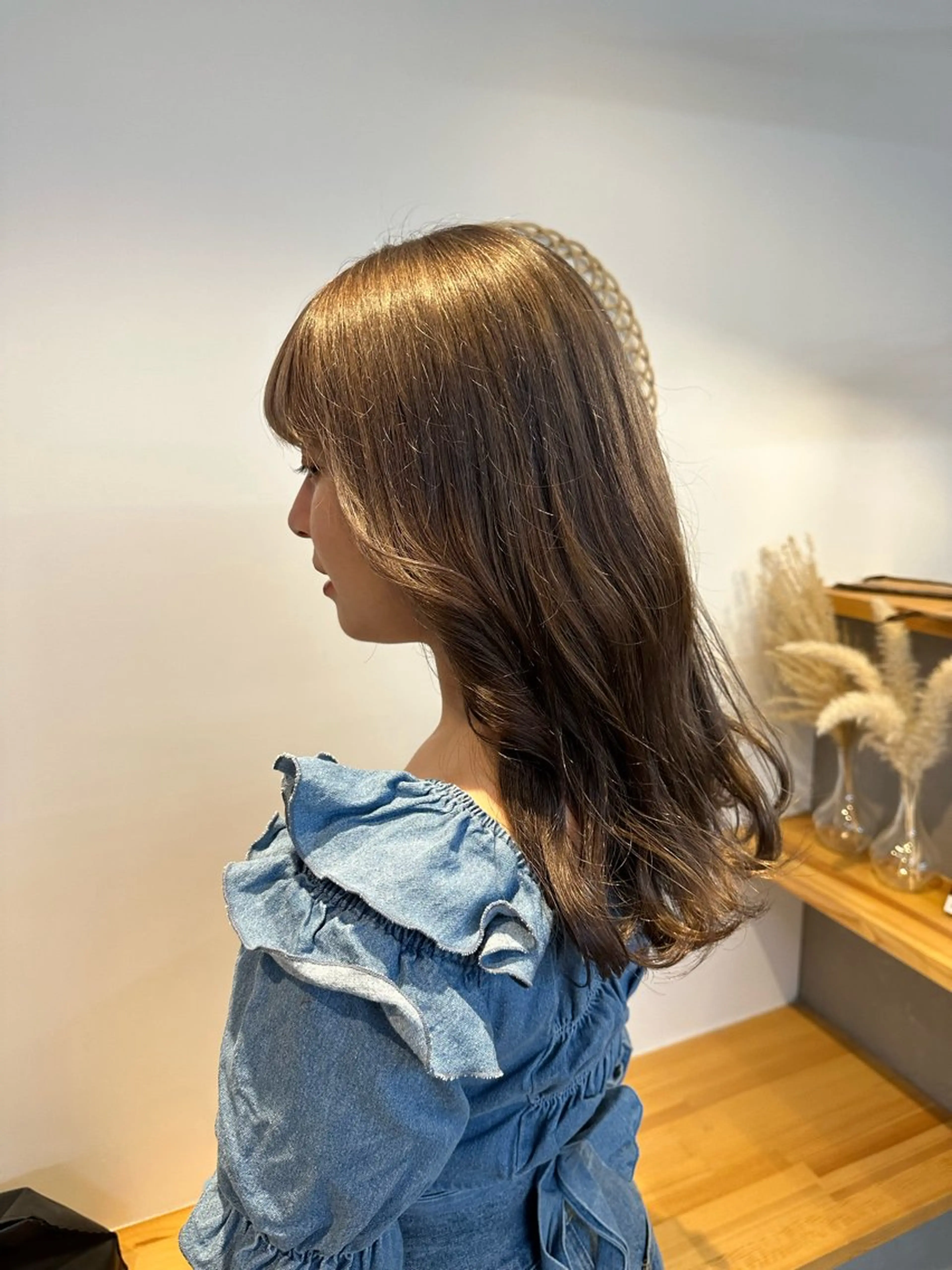 ミディアム カラー yuika .のヘアスタイル