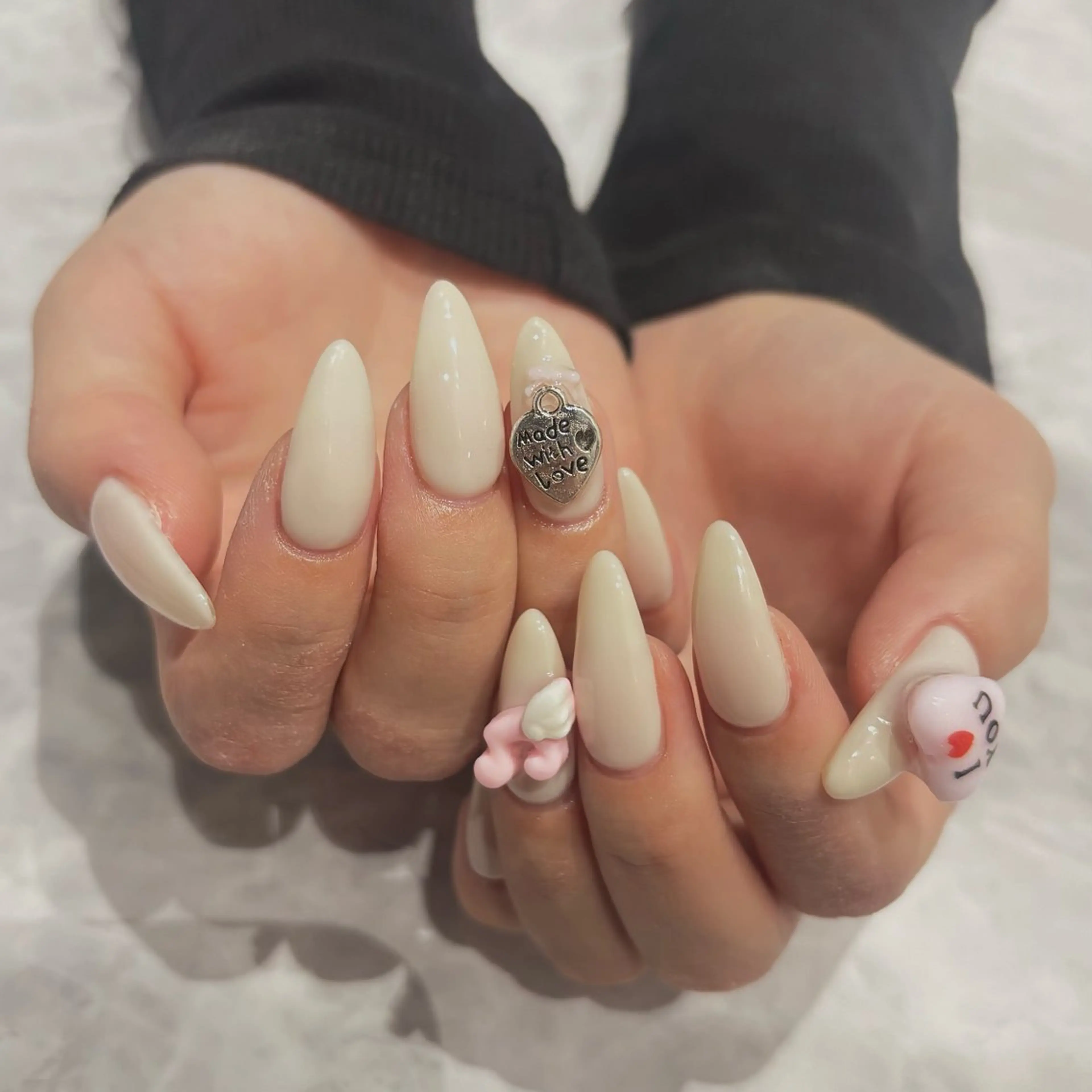 ネイル ハンドネイル fein. rion☁️のネイルデザイン