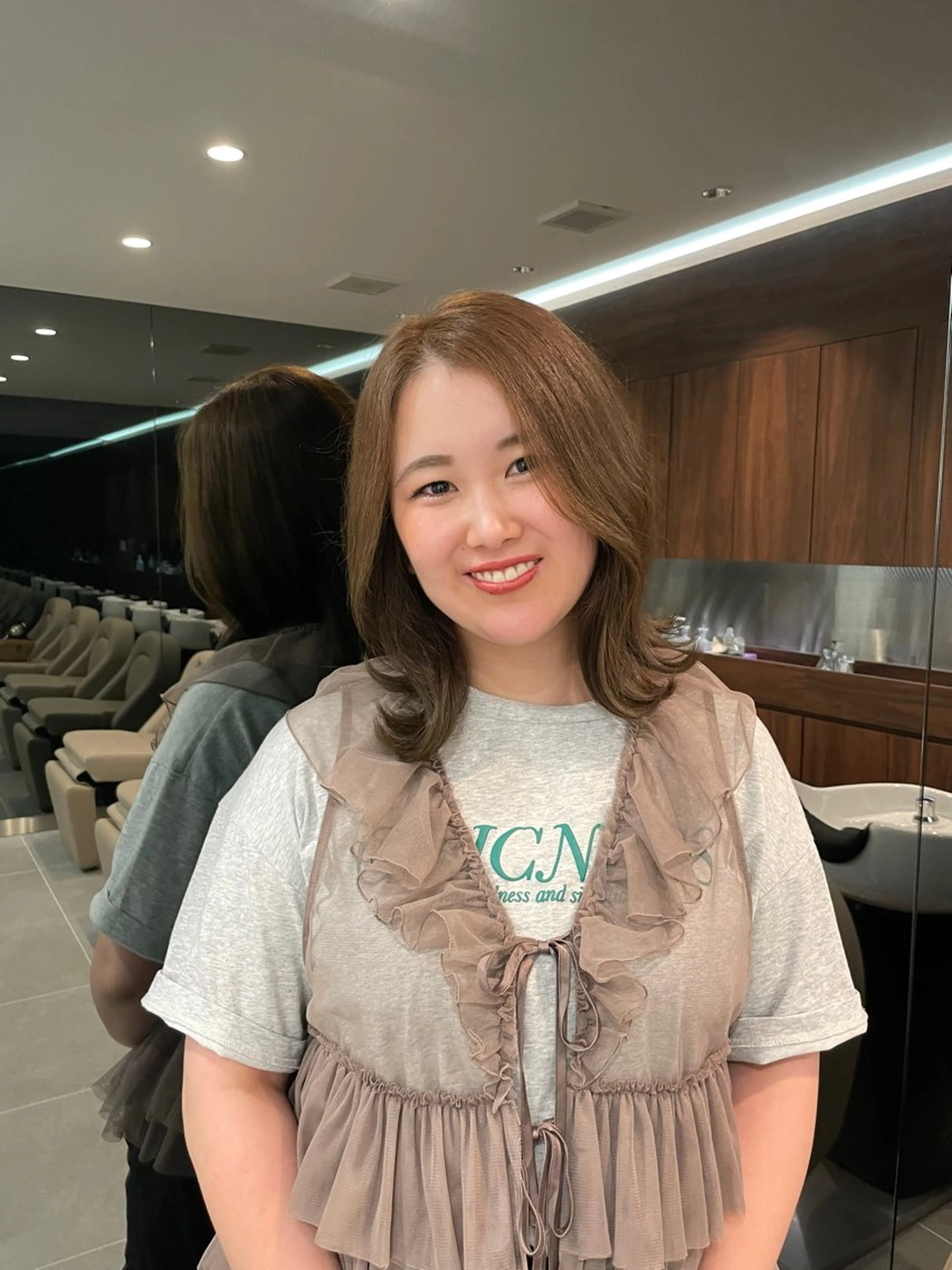 ミディアム ONZE所属・ONZE miyuのヘアスタイル