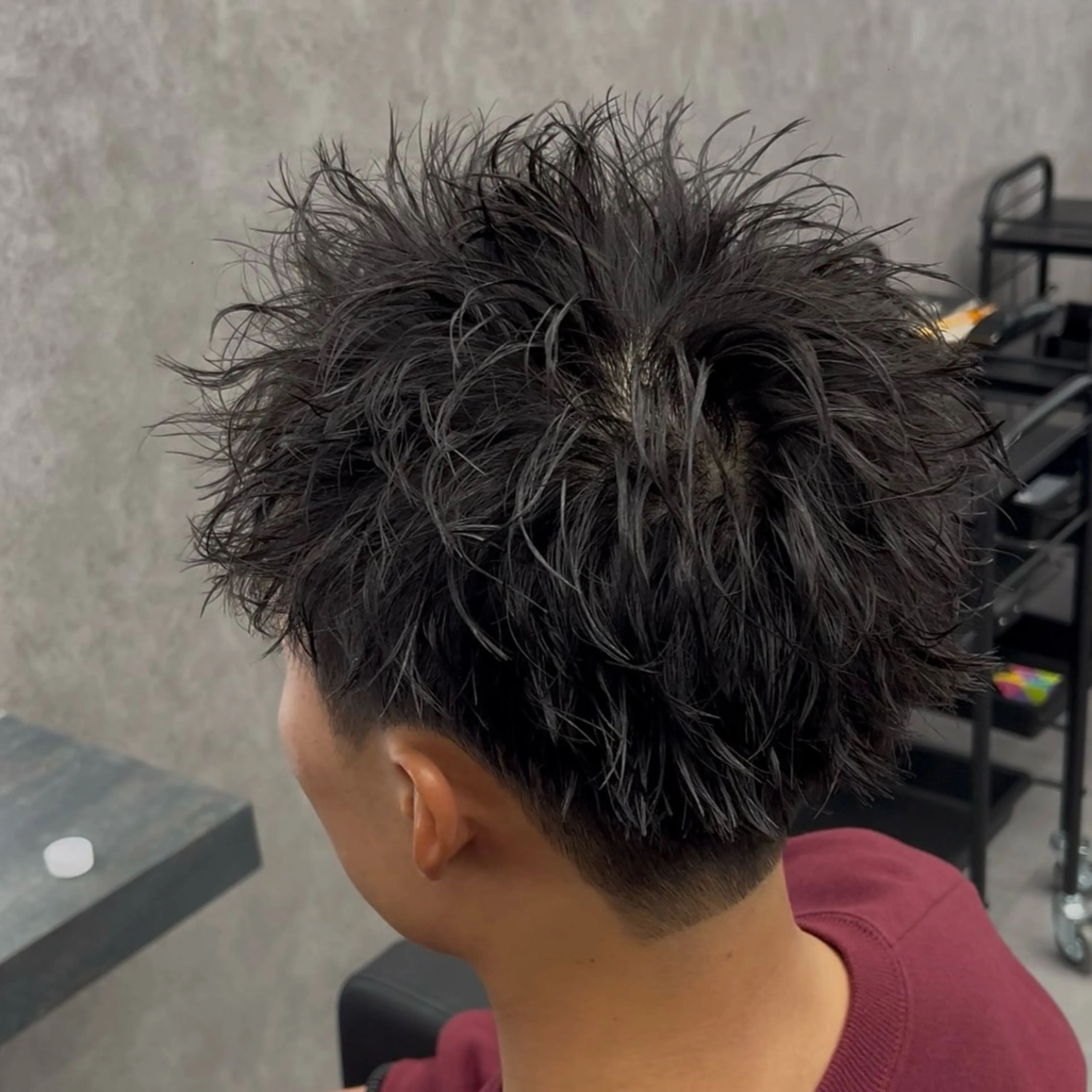 ショート パーマ ヘアアレンジ メンズ 刈り上げ ショートヘア カット パーマ 札幌メンズ特化/ RIKUのヘアスタイル
