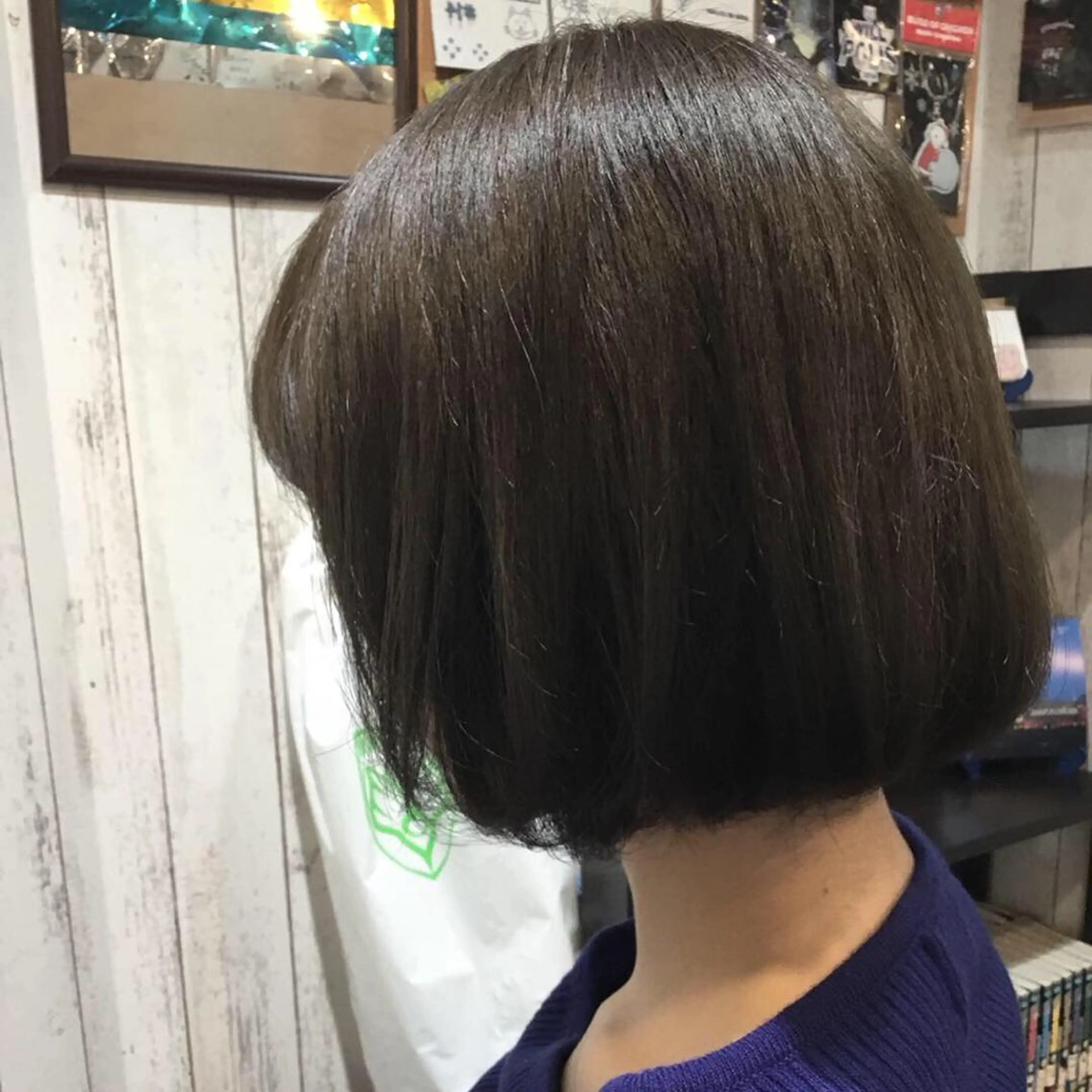 ショート カラー embrace エンブレイスのヘアスタイル