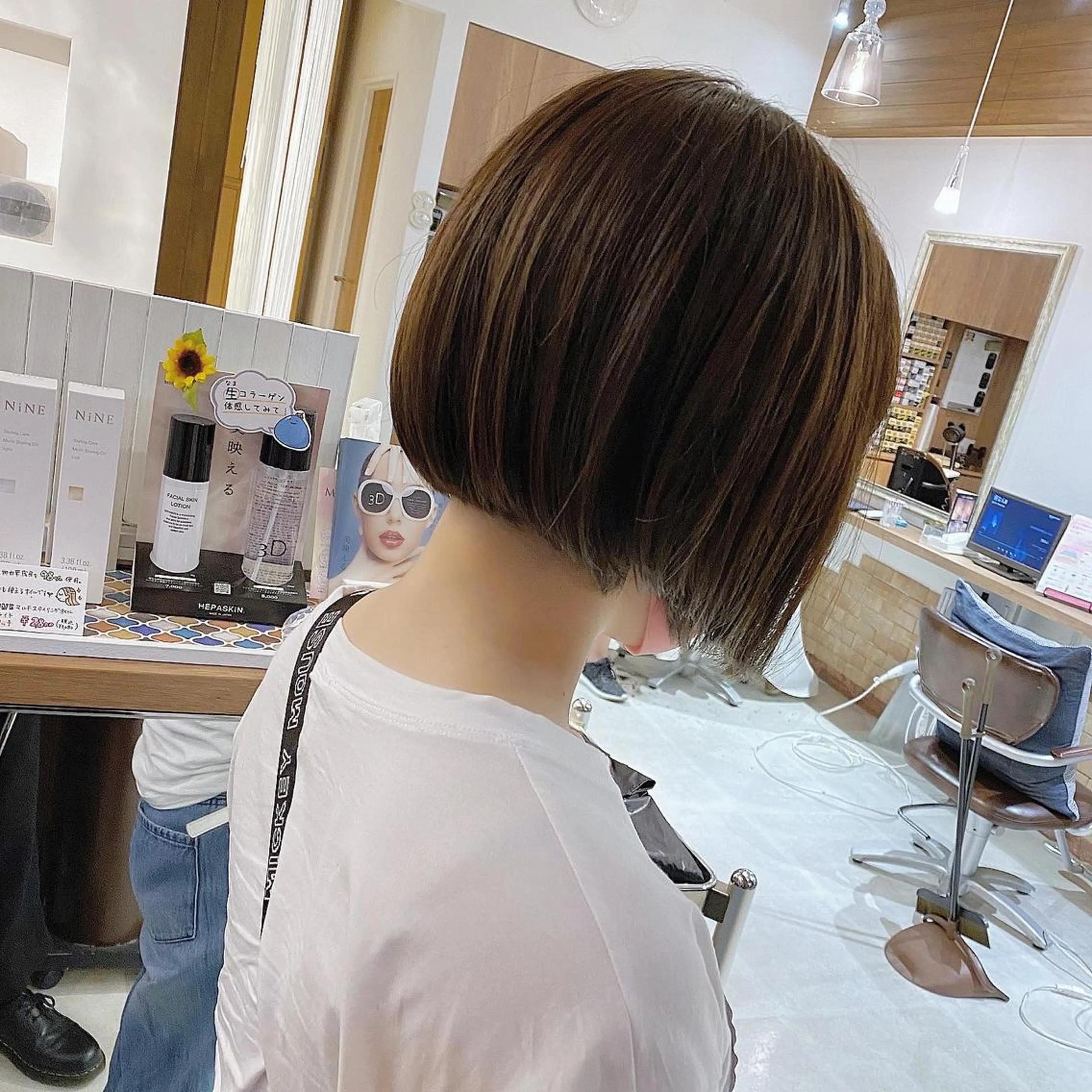 ショート カラー 前下がりボブ ブラウンカラー マットブラウン ボブ 髪質改善 SALOWIN 池袋Suite店所属・髪質改善特化 安東駿介のヘアスタイル