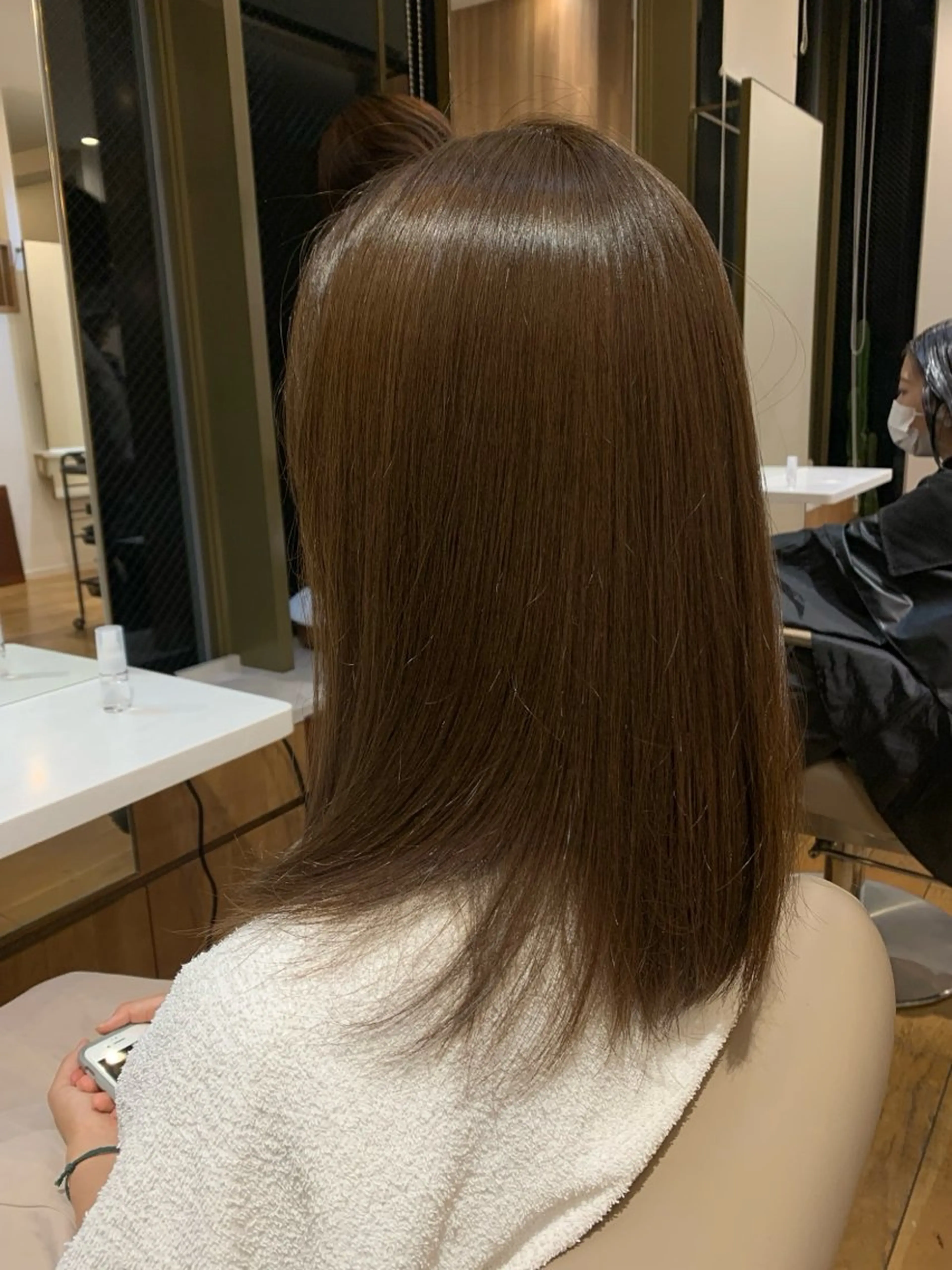 ミディアム 縮毛矯正 トーンアップ🦢 ユメのヘアスタイル