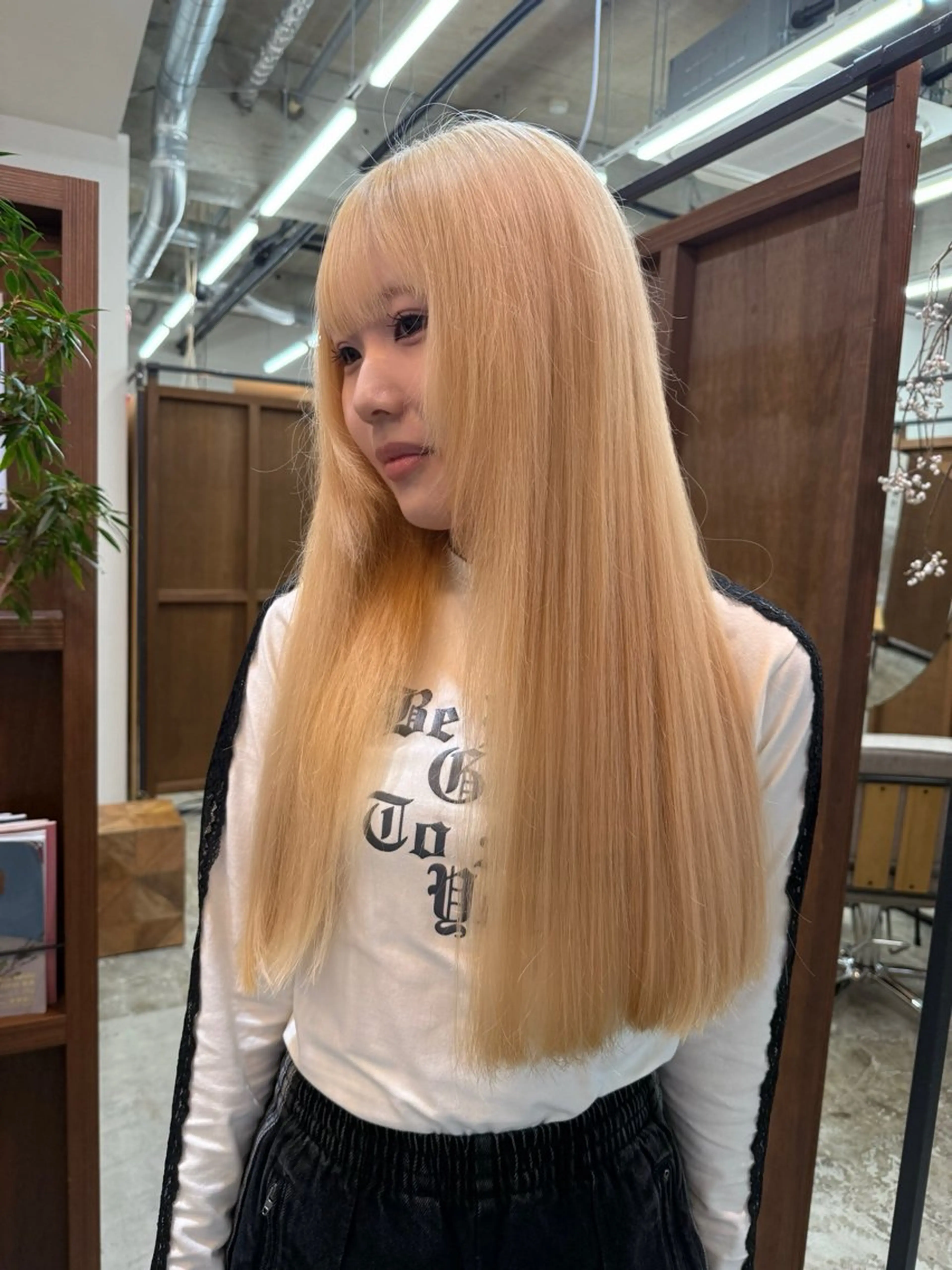 ロング カラー ピンクカラー ヘアカラー トリートメント shin enom yuukaのヘアスタイル
