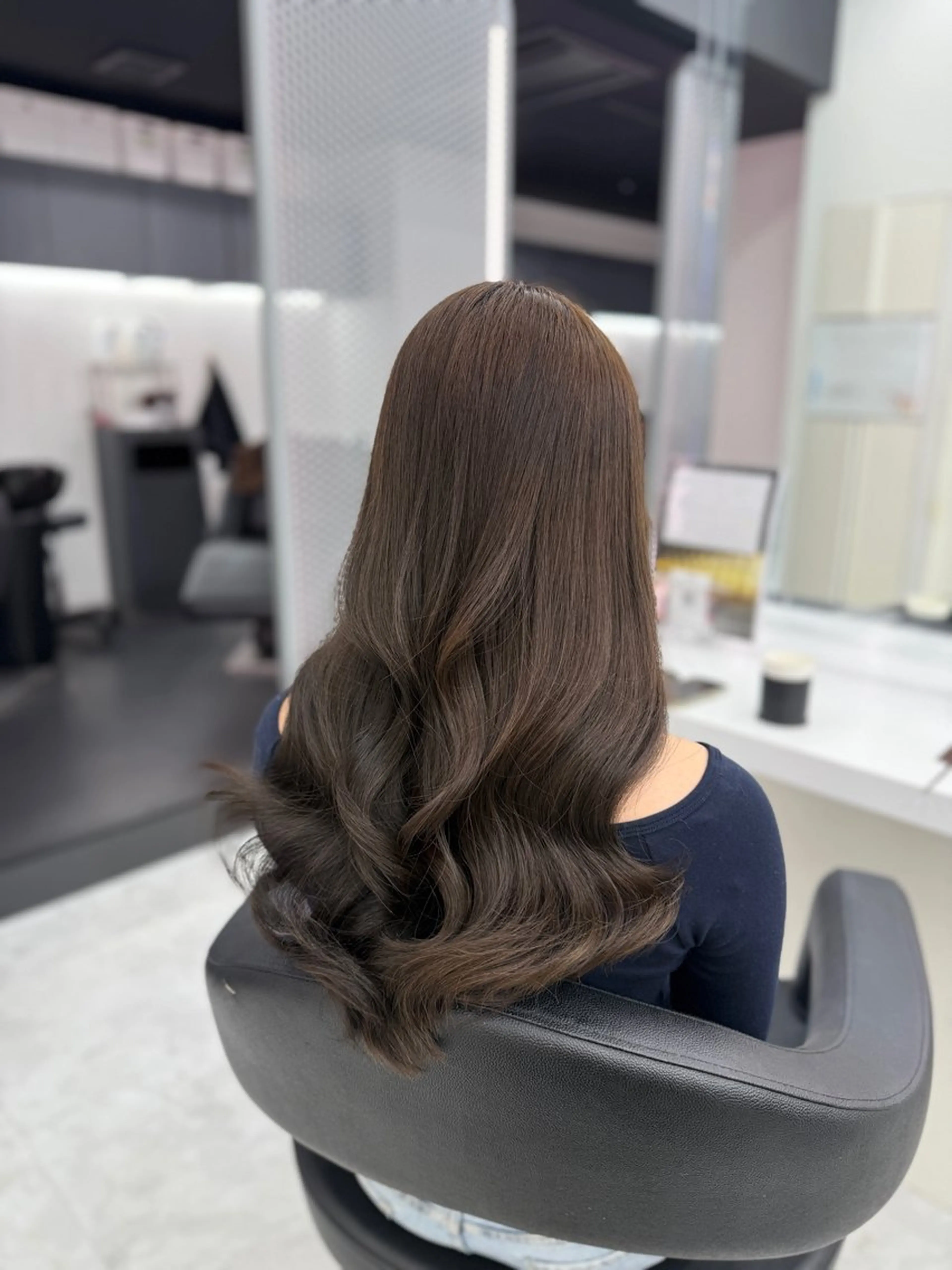 ロング カラー ヘアアレンジ ブリーチ ダブルカラー ブリーチなしカラー カット ヘアカラー トリートメント ヘッドスパ ヘアセット 🎀Girly艶髪カ ラー🎀Harukaのヘアスタイル