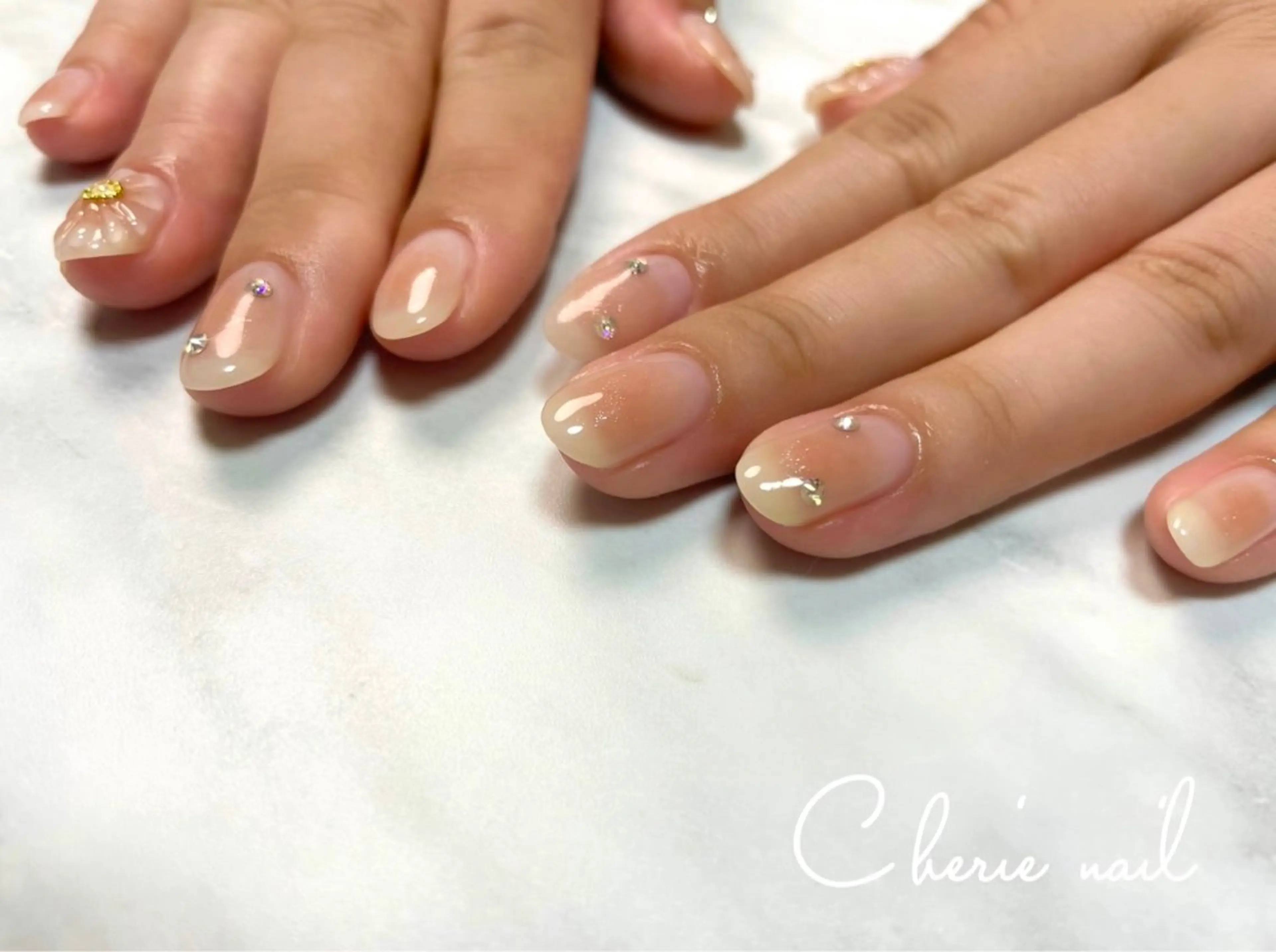 ネイル チークネイル ハンドネイル Cherienail yunaのネイルデザイン