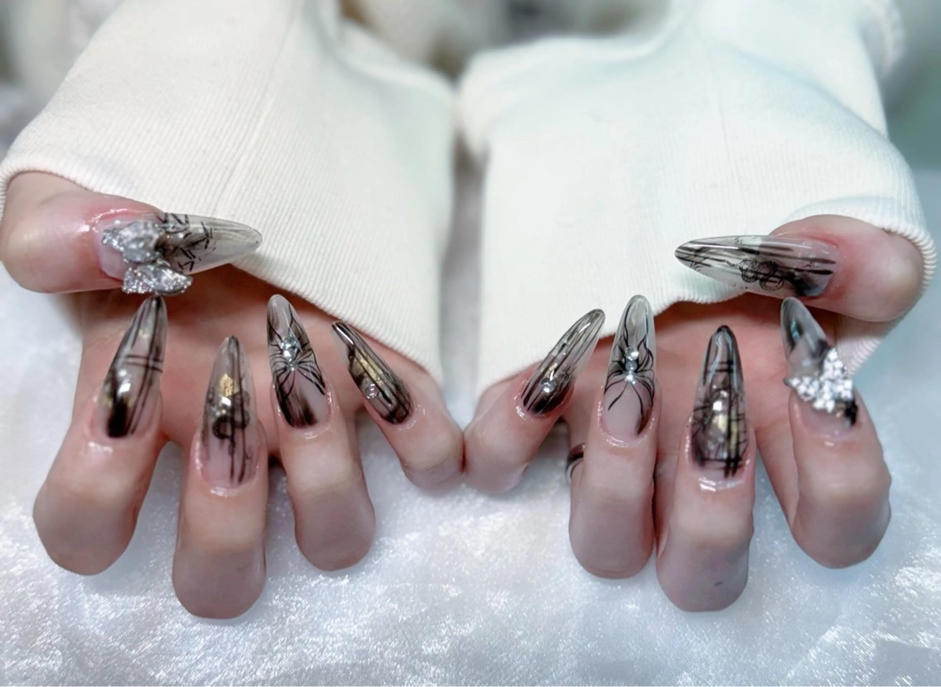 ネイル RiNo Nail Salon所属・RinO Nail 大阪のネイルデザイン