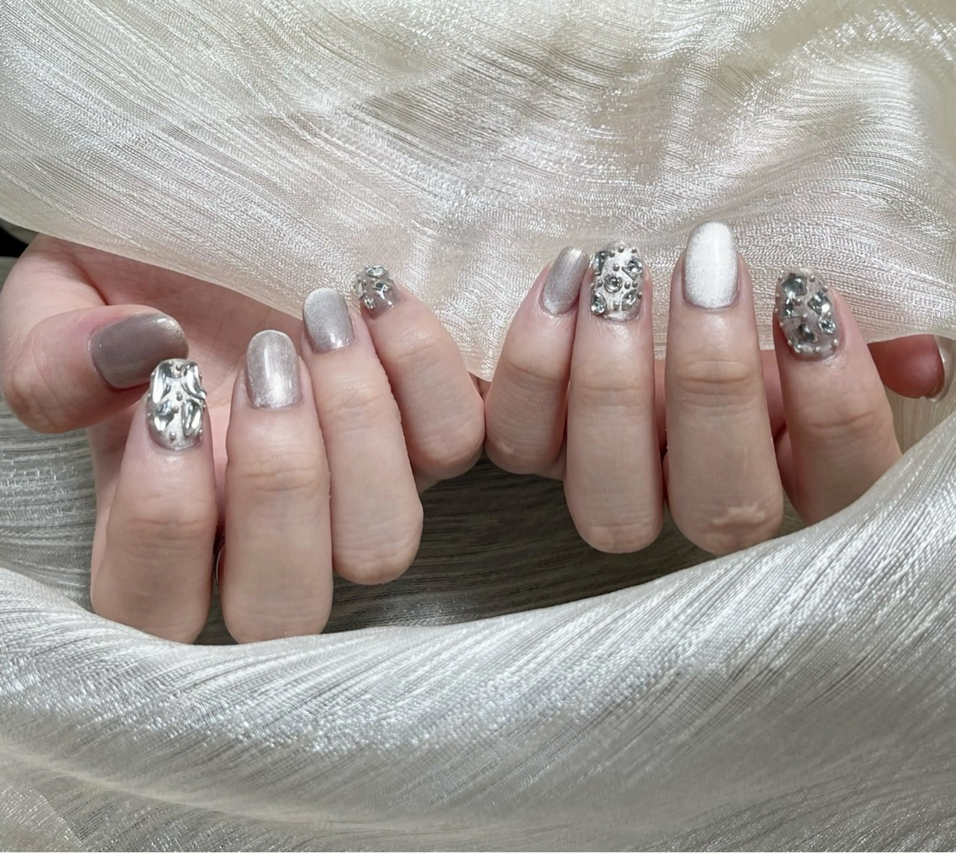 ネイル 長さ出し フレンチネイル グラデーション マグネットネイル マグネットフレンチ ハンドネイル ハンドケア ⭐️Dreamy Nail⭐️のネイルデザイン