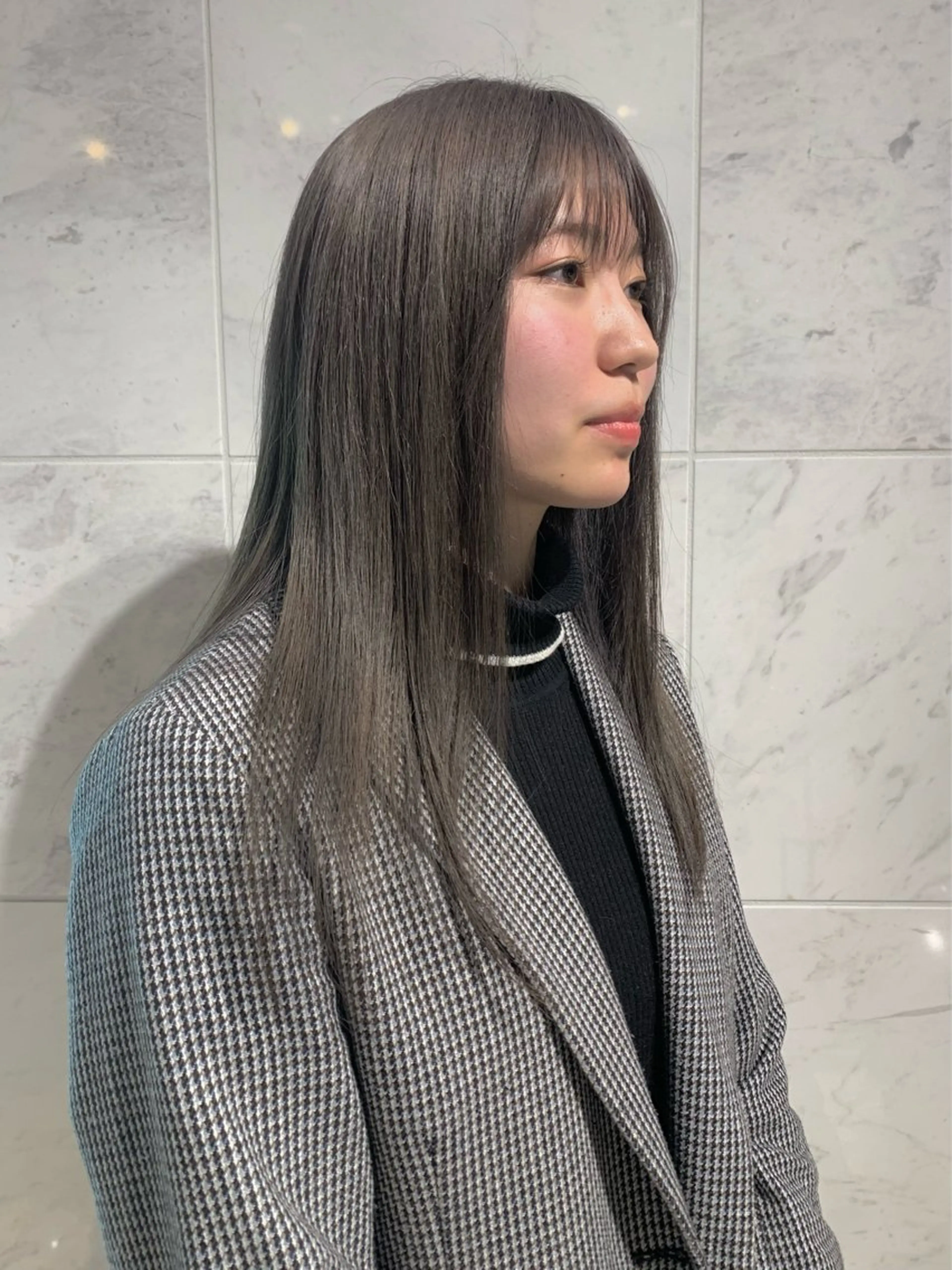 ロング カラー ブリーチ グレージュ cope'u ROWEN所属・ウルフ/レイヤー/ 渋谷🔮西村 悠大のヘアスタイル