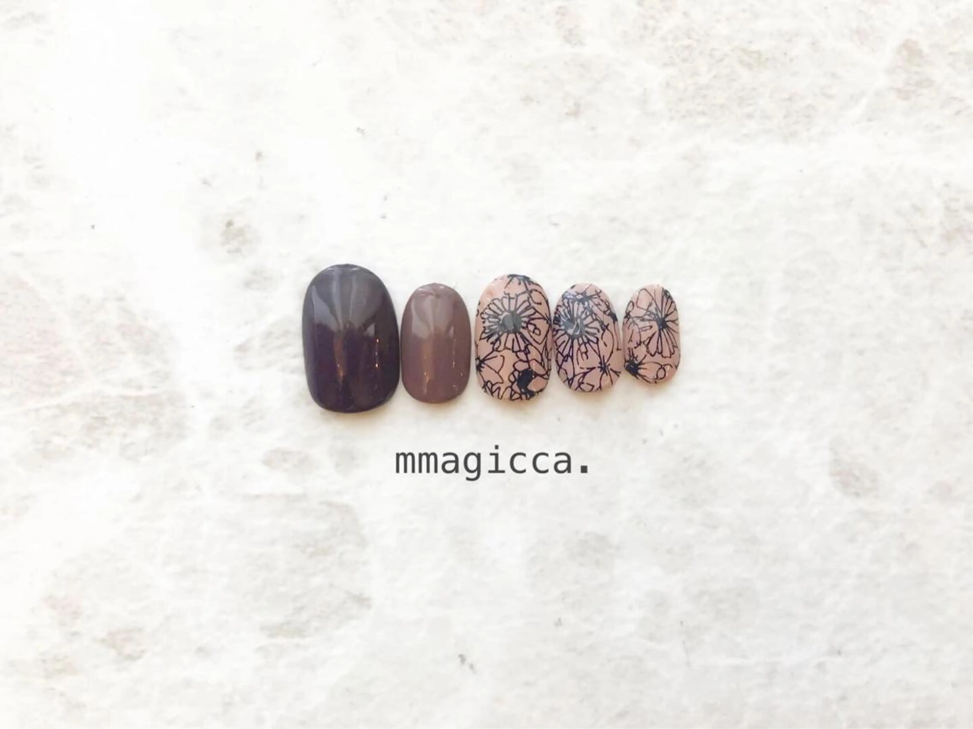 マツエク・マツパ mmagicca. 【 まじか. 】のネイルデザイン